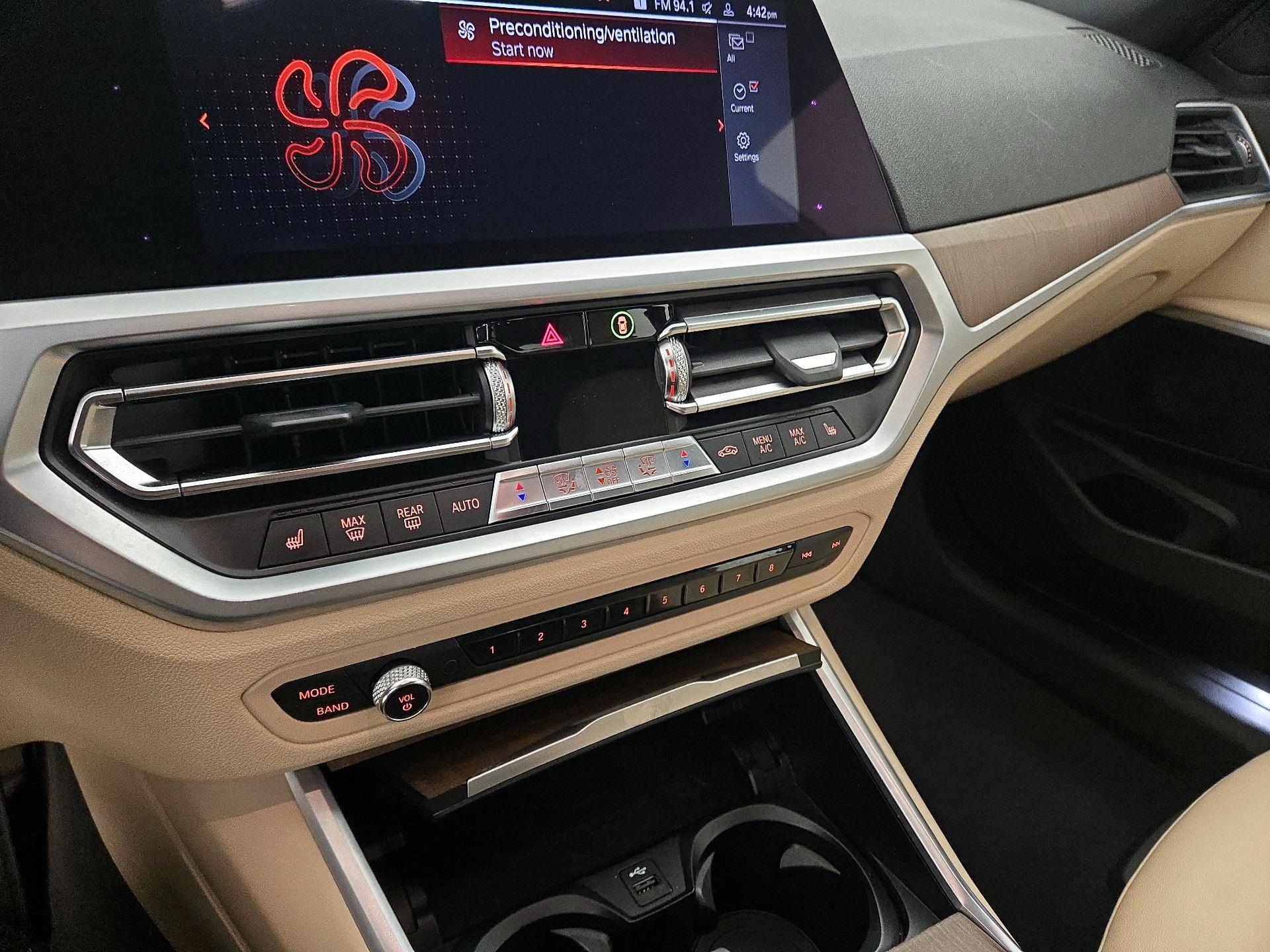 Thumbnail: 2019 BMW 3 Series - 16