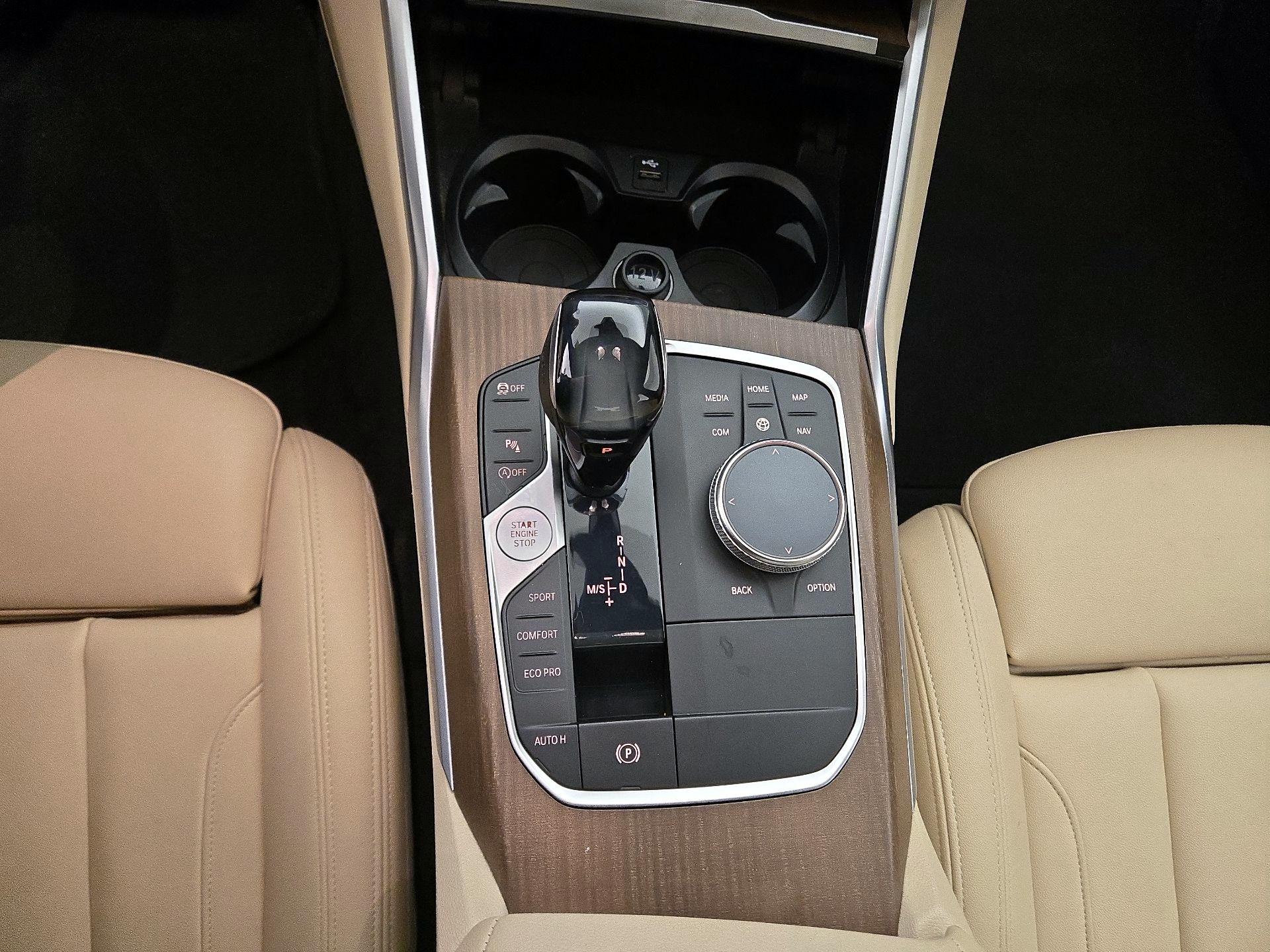 Thumbnail: 2019 BMW 3 Series - 17