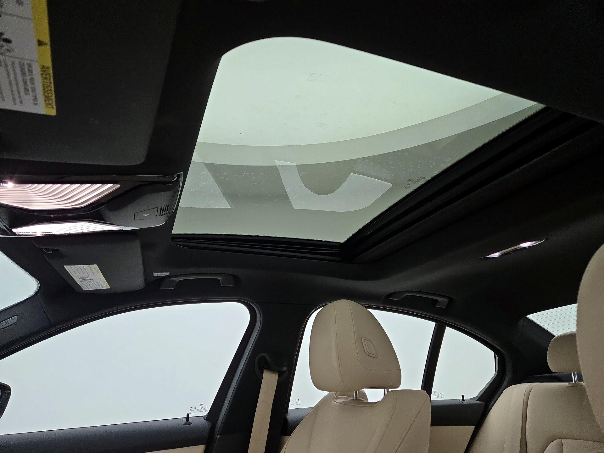 Thumbnail: 2019 BMW 3 Series - 19