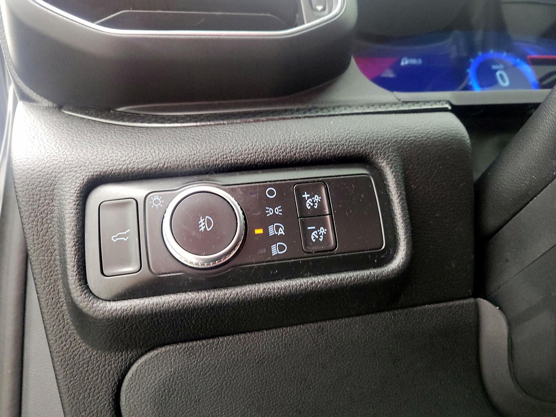 Thumbnail: 2020 Ford Explorer - 13