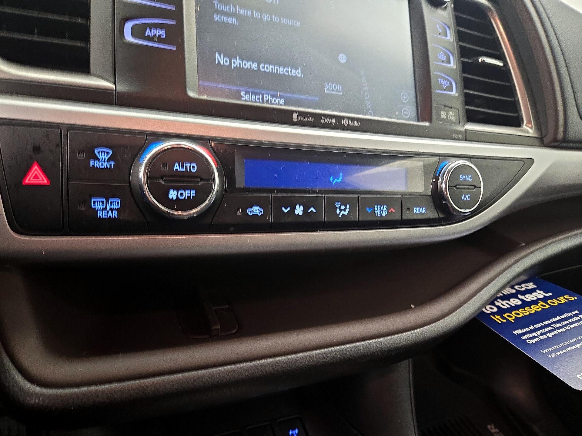 Thumbnail: 2018 Toyota Highlander - 16