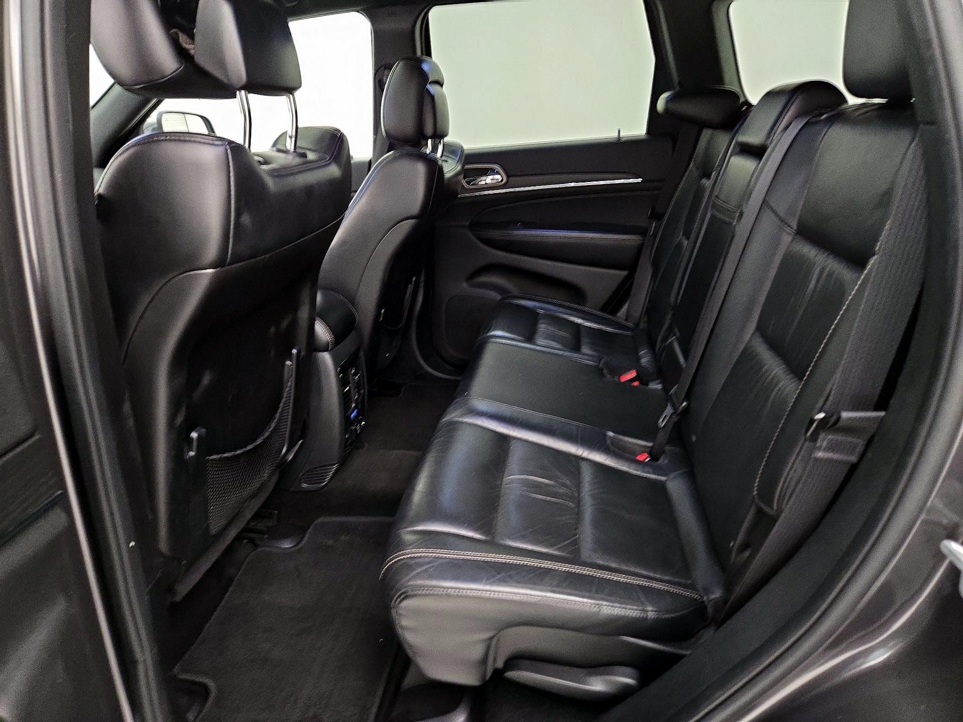 Thumbnail: 2015 Jeep Grand Cherokee - 20