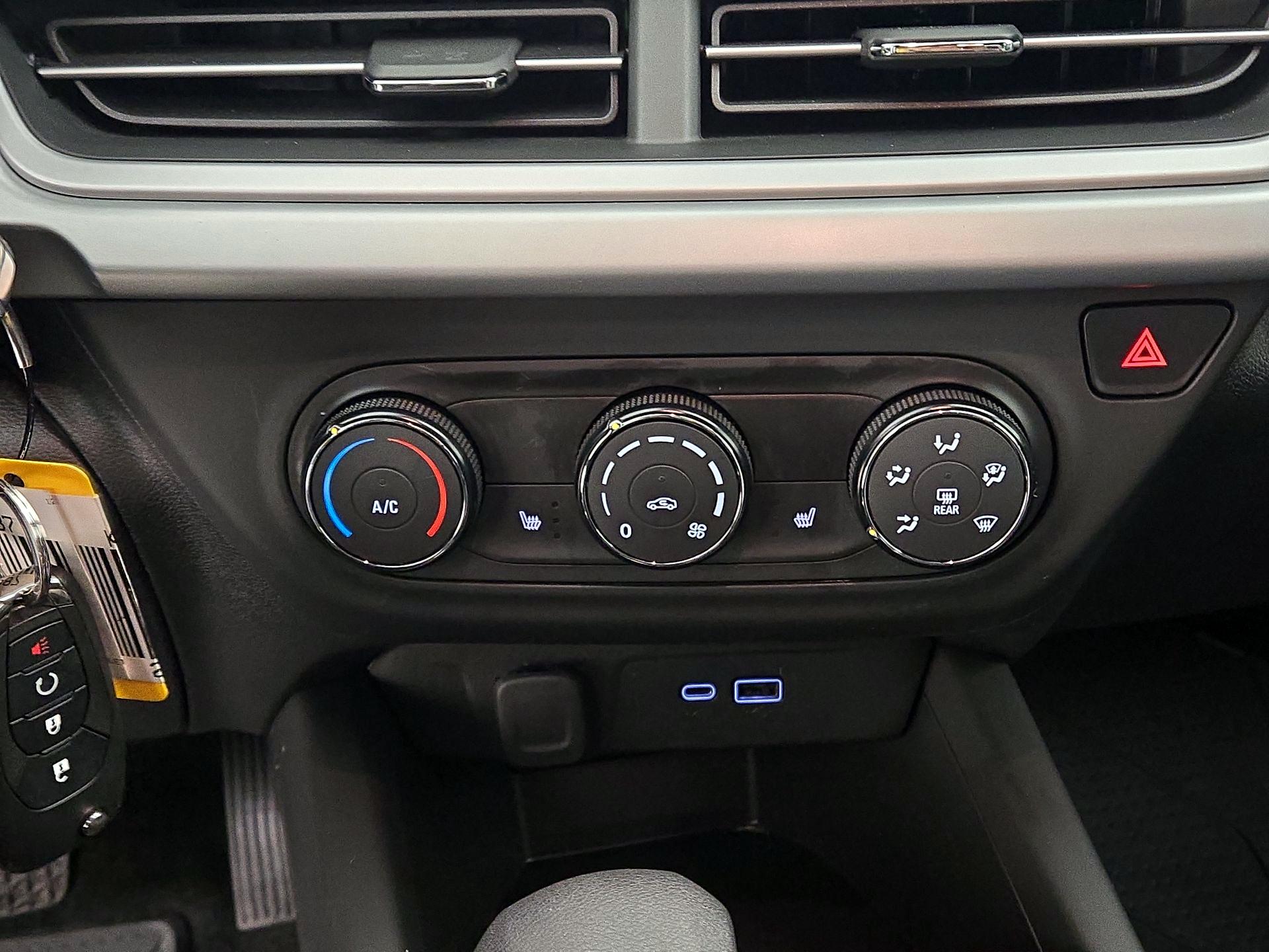 Thumbnail: 2025 Chevrolet Trax - 16