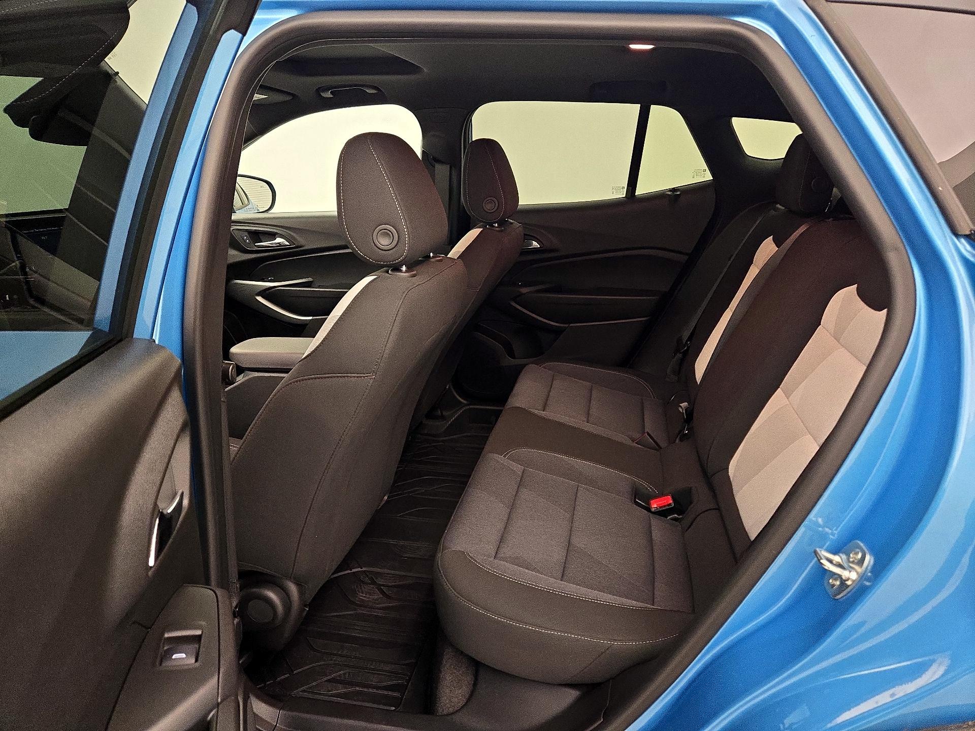 Thumbnail: 2025 Chevrolet Trax - 19