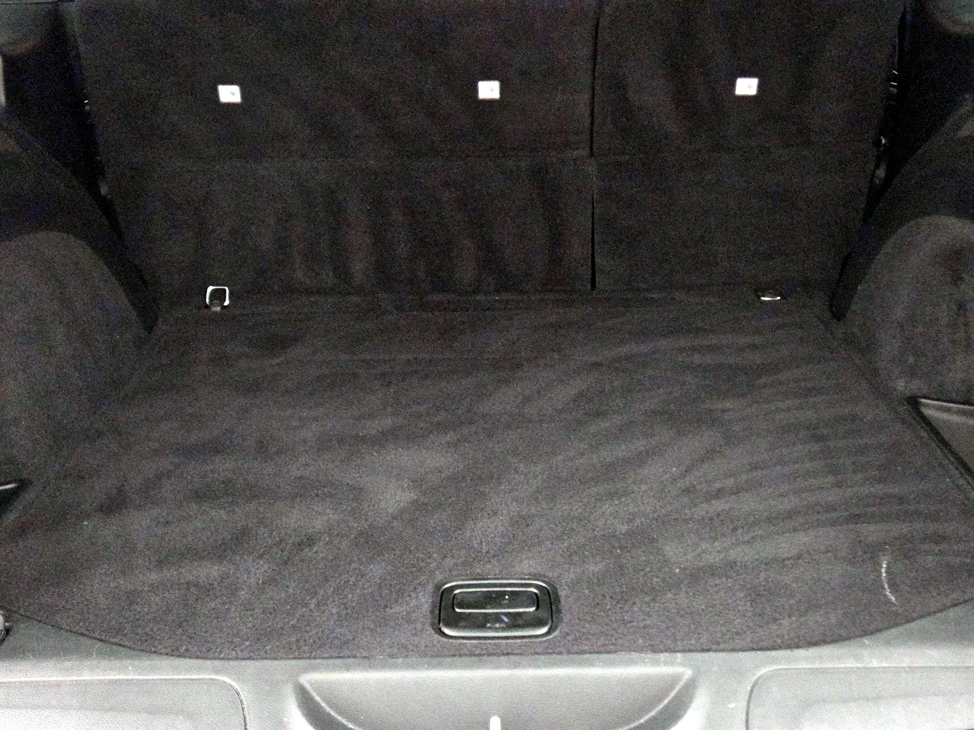 Thumbnail: 2020 Jeep Grand Cherokee - 20