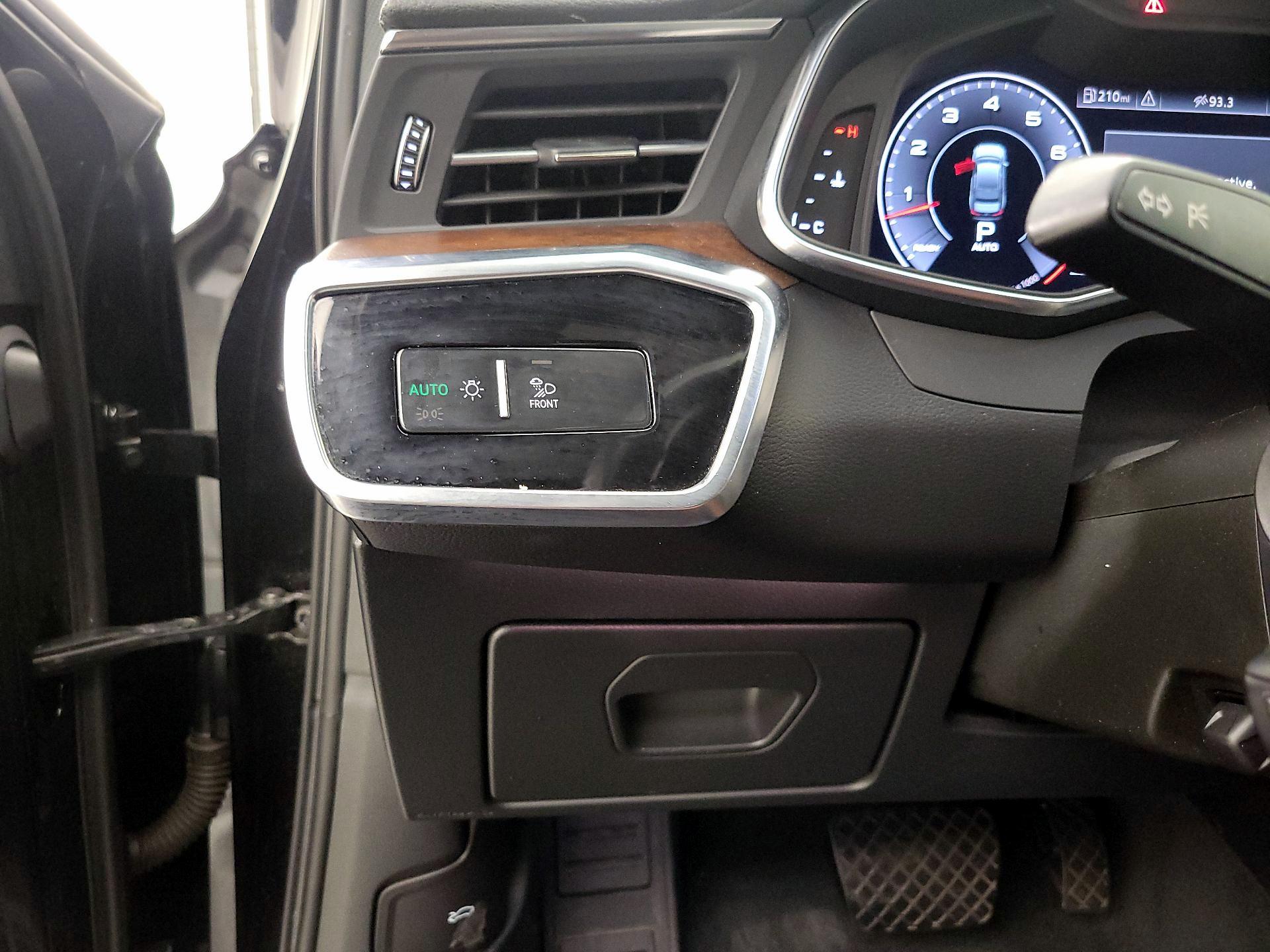 Thumbnail: 2019 Audi A6 - 13