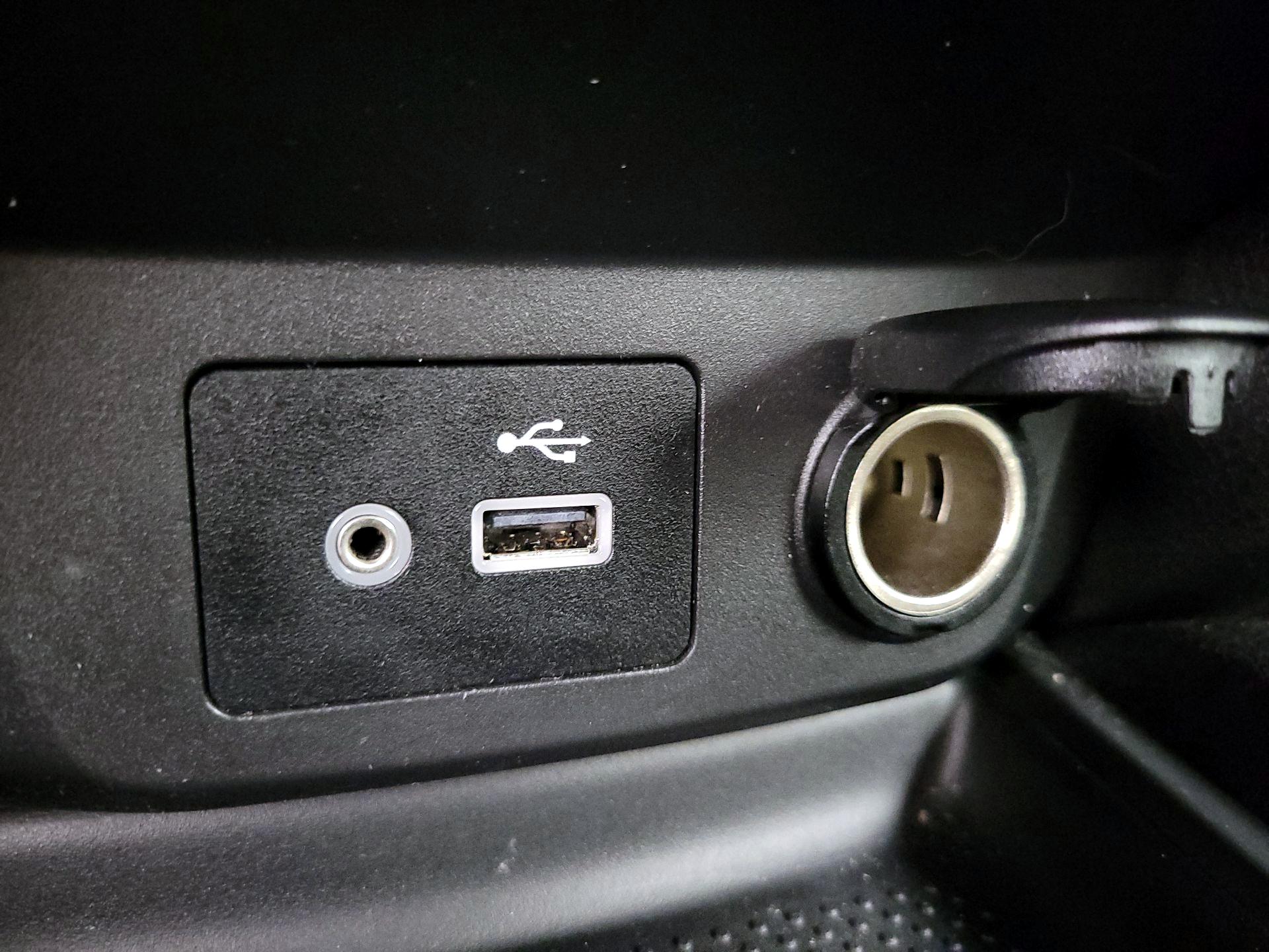 Thumbnail: 2019 Nissan Rogue - 18