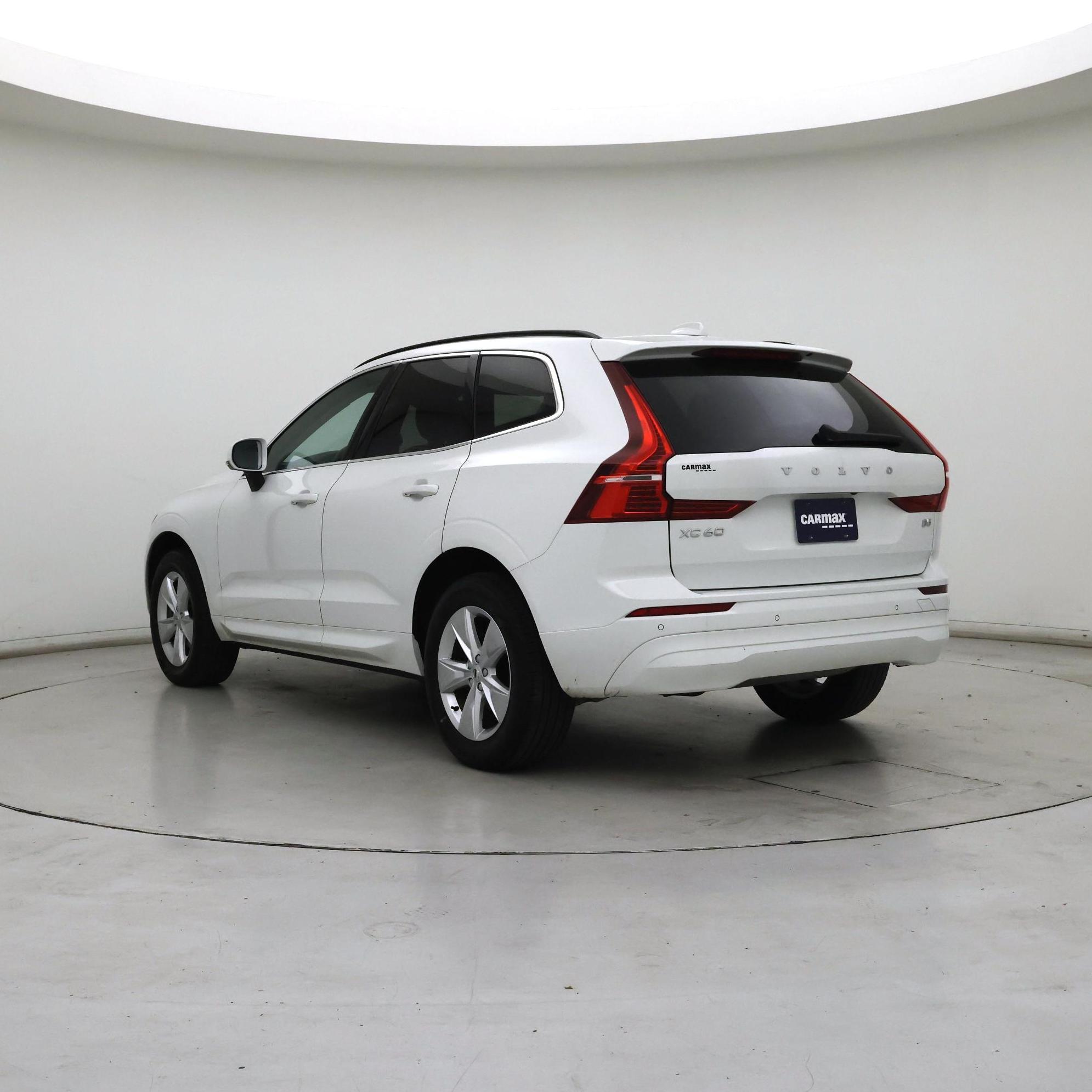 Thumbnail: 2022 Volvo XC60 - 2