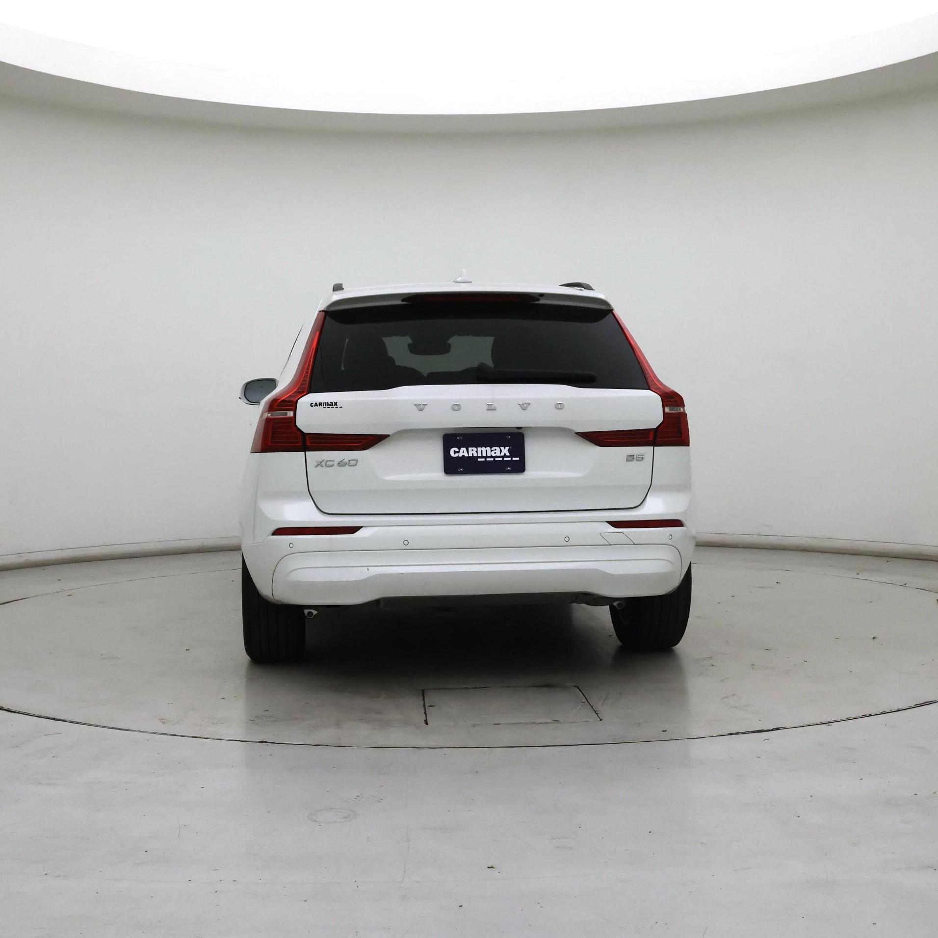 Thumbnail: 2022 Volvo XC60 - 6