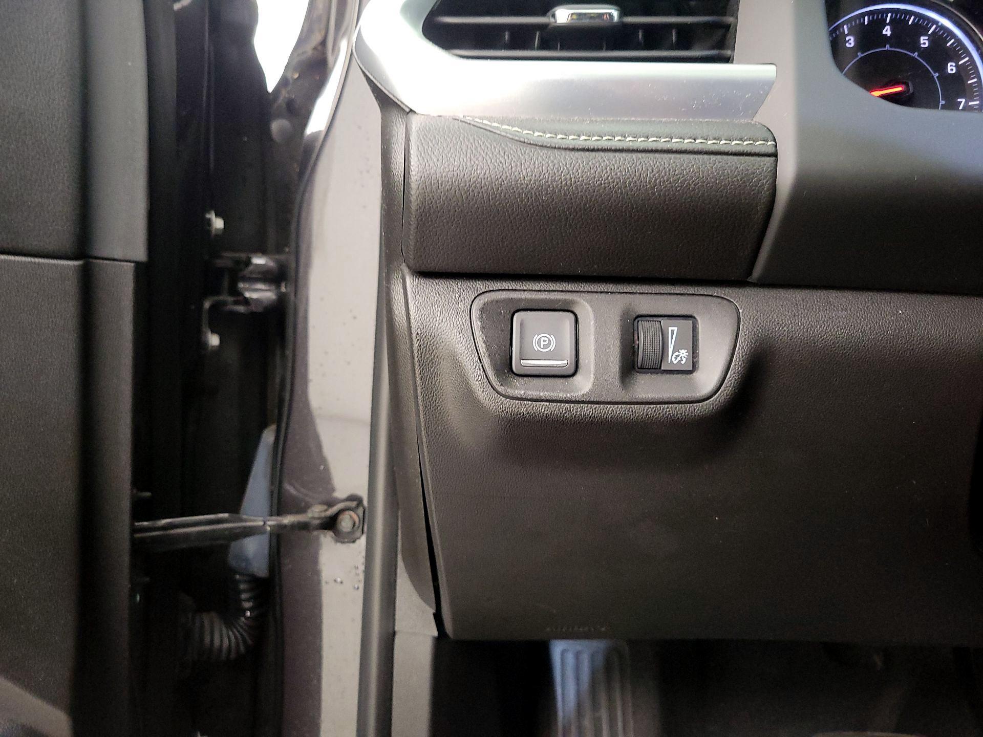 Thumbnail: 2018 GMC Acadia - 13