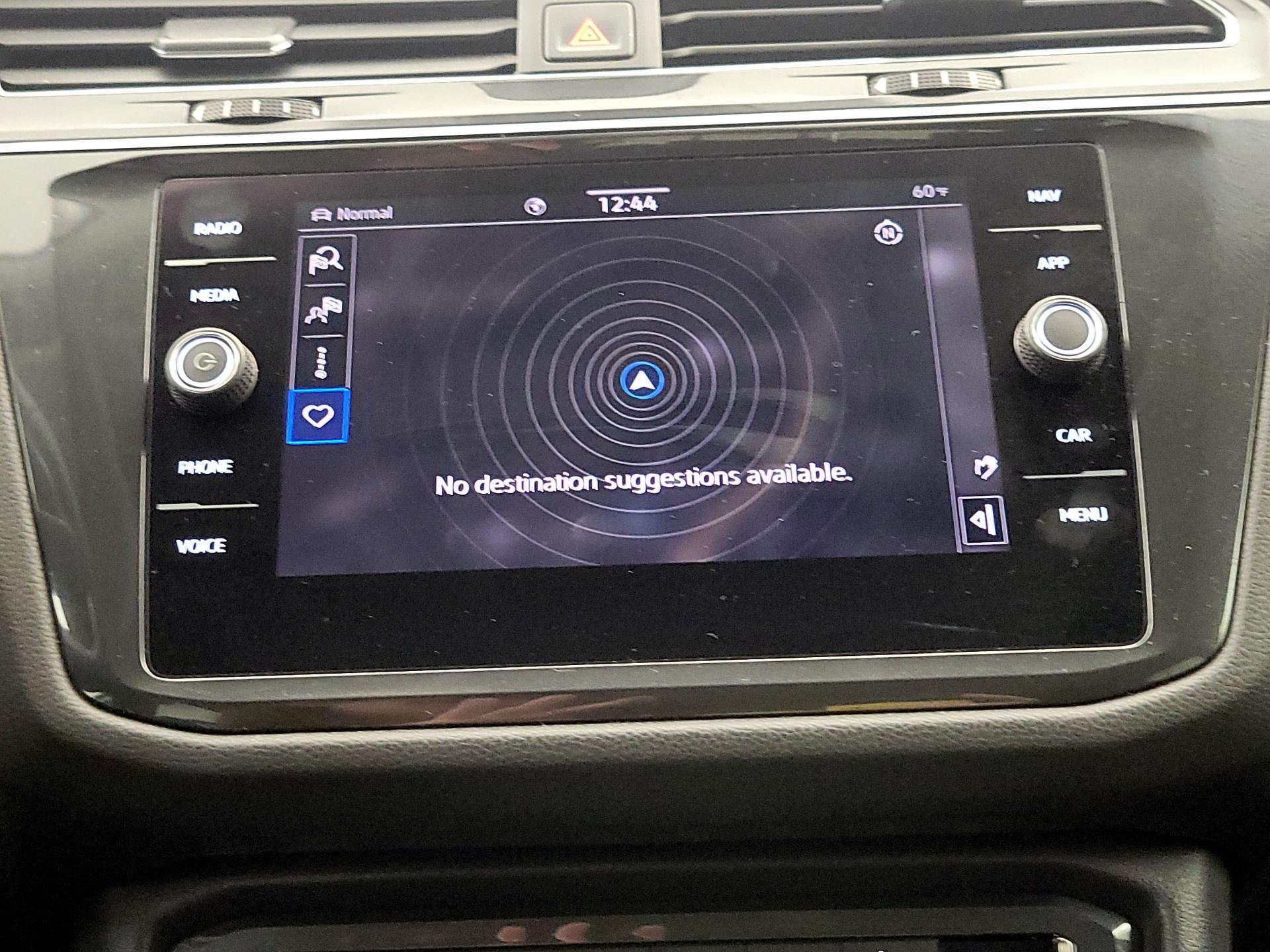 Thumbnail: 2021 Volkswagen Tiguan - 14