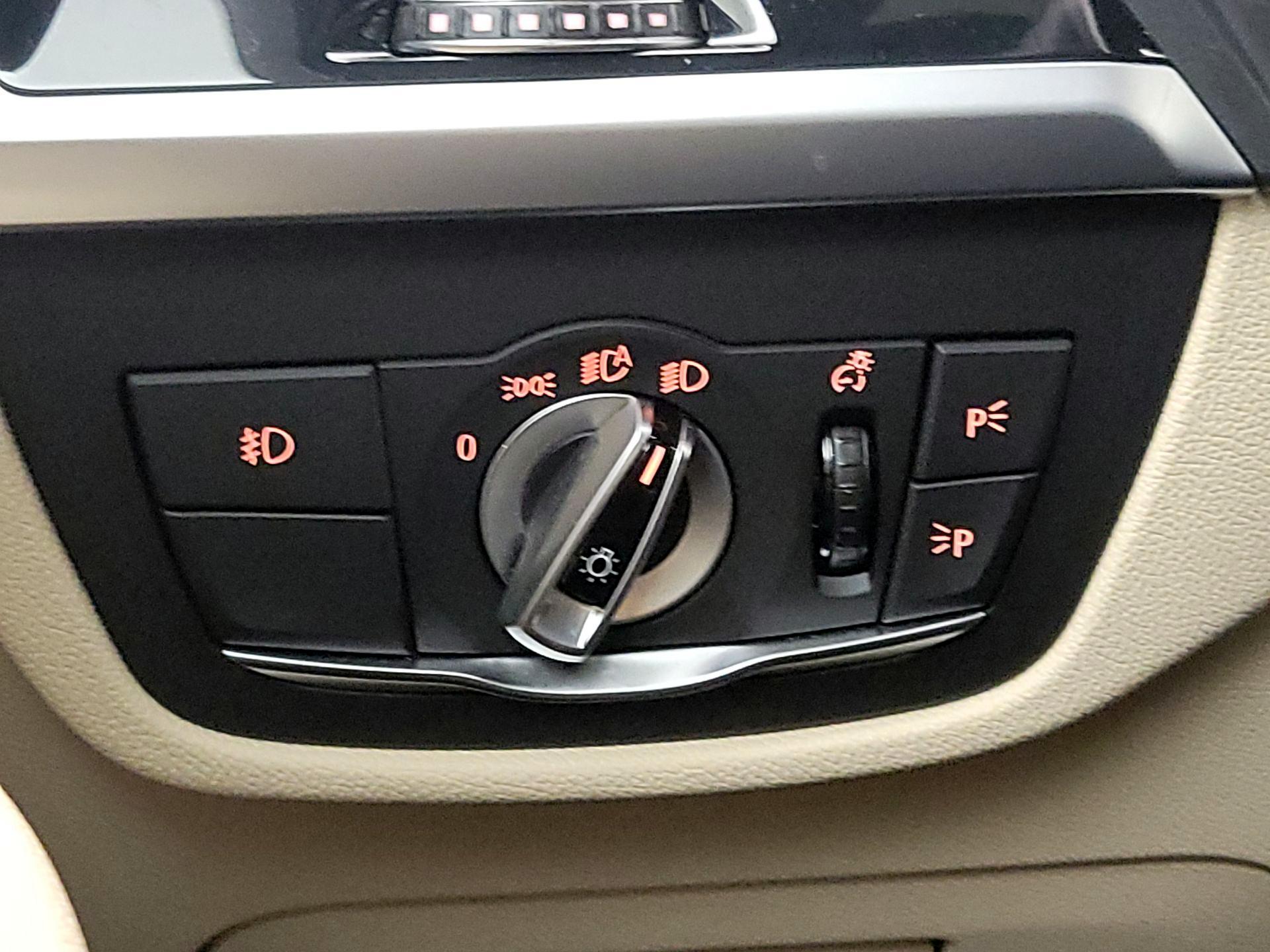 Thumbnail: 2019 BMW X3 - 13