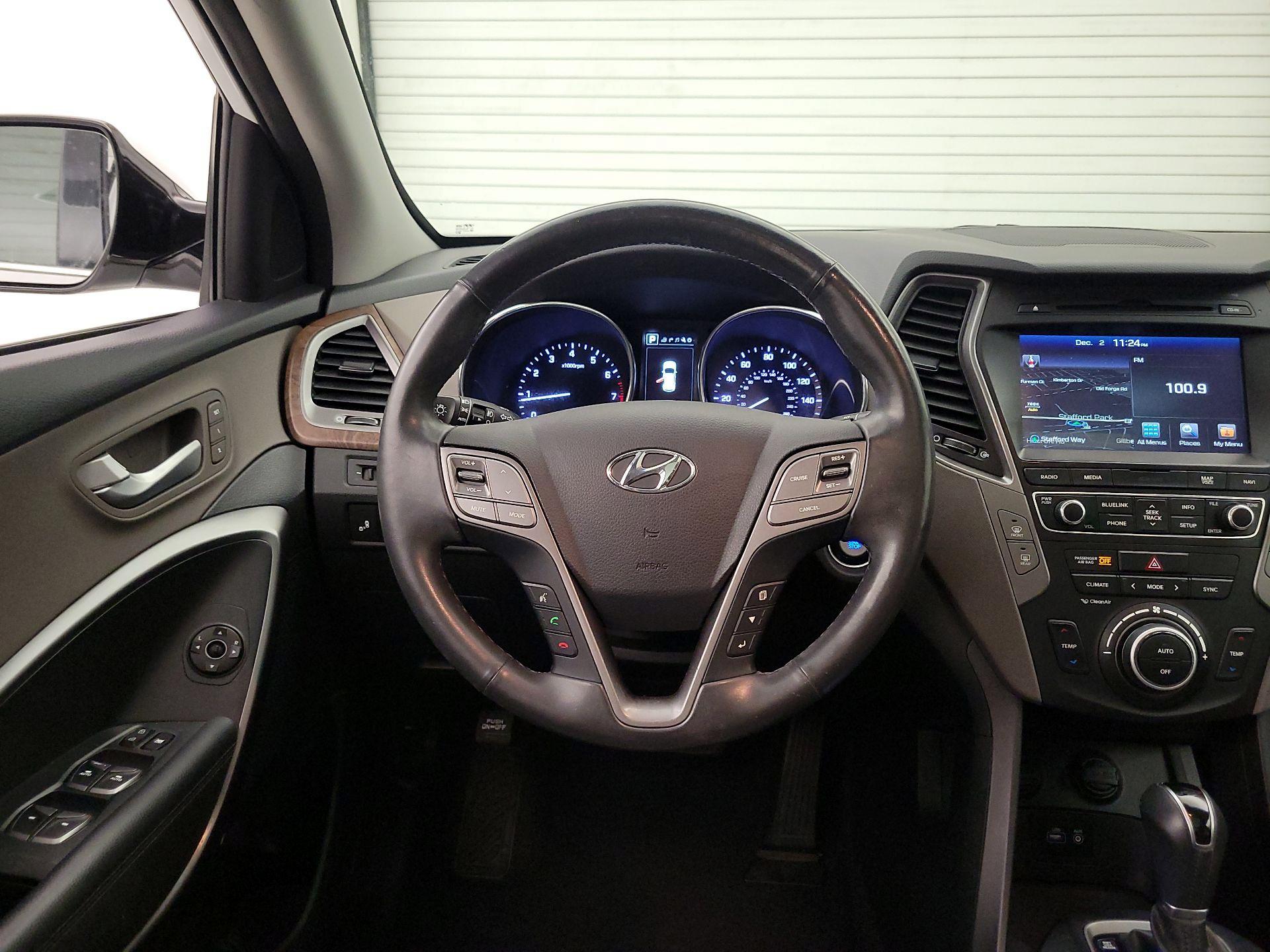 Thumbnail: 2018 Hyundai Santa Fe - 10