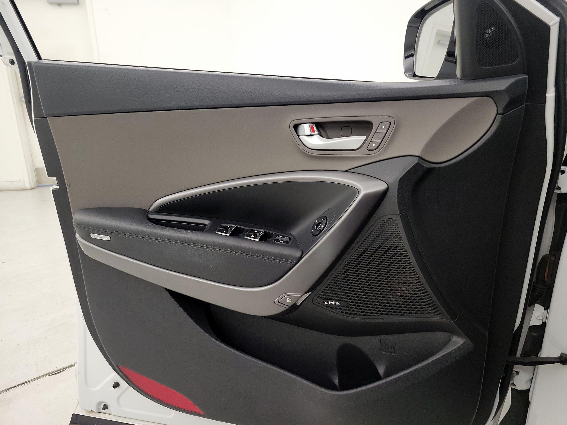 Thumbnail: 2018 Hyundai Santa Fe - 12