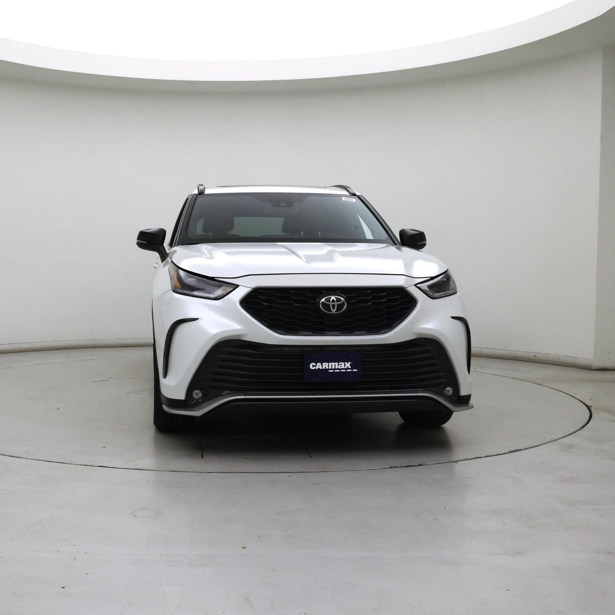 Thumbnail: 2023 Toyota Highlander - 5