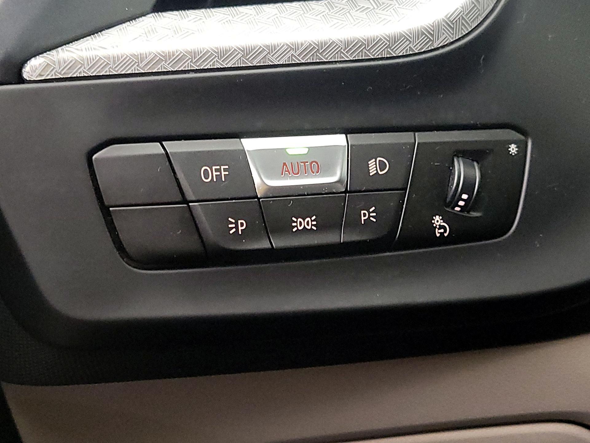 Thumbnail: 2023 BMW 2 Series - 13