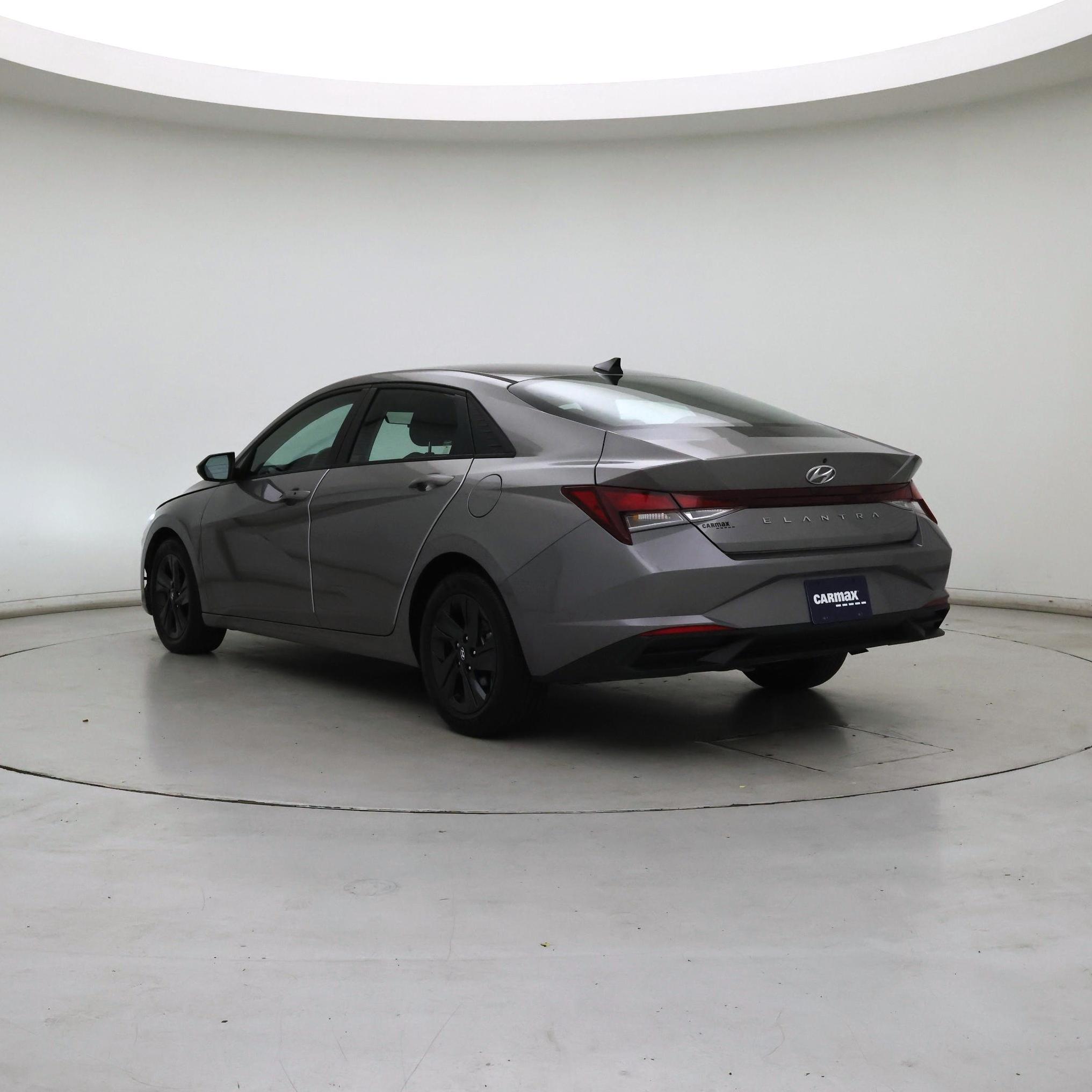 Thumbnail: 2021 Hyundai Elantra - 2