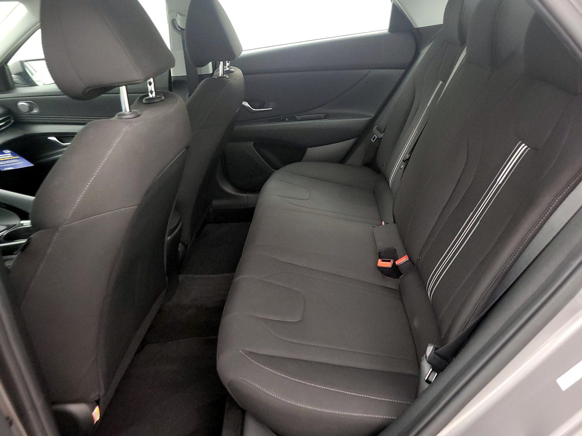 Thumbnail: 2021 Hyundai Elantra - 19