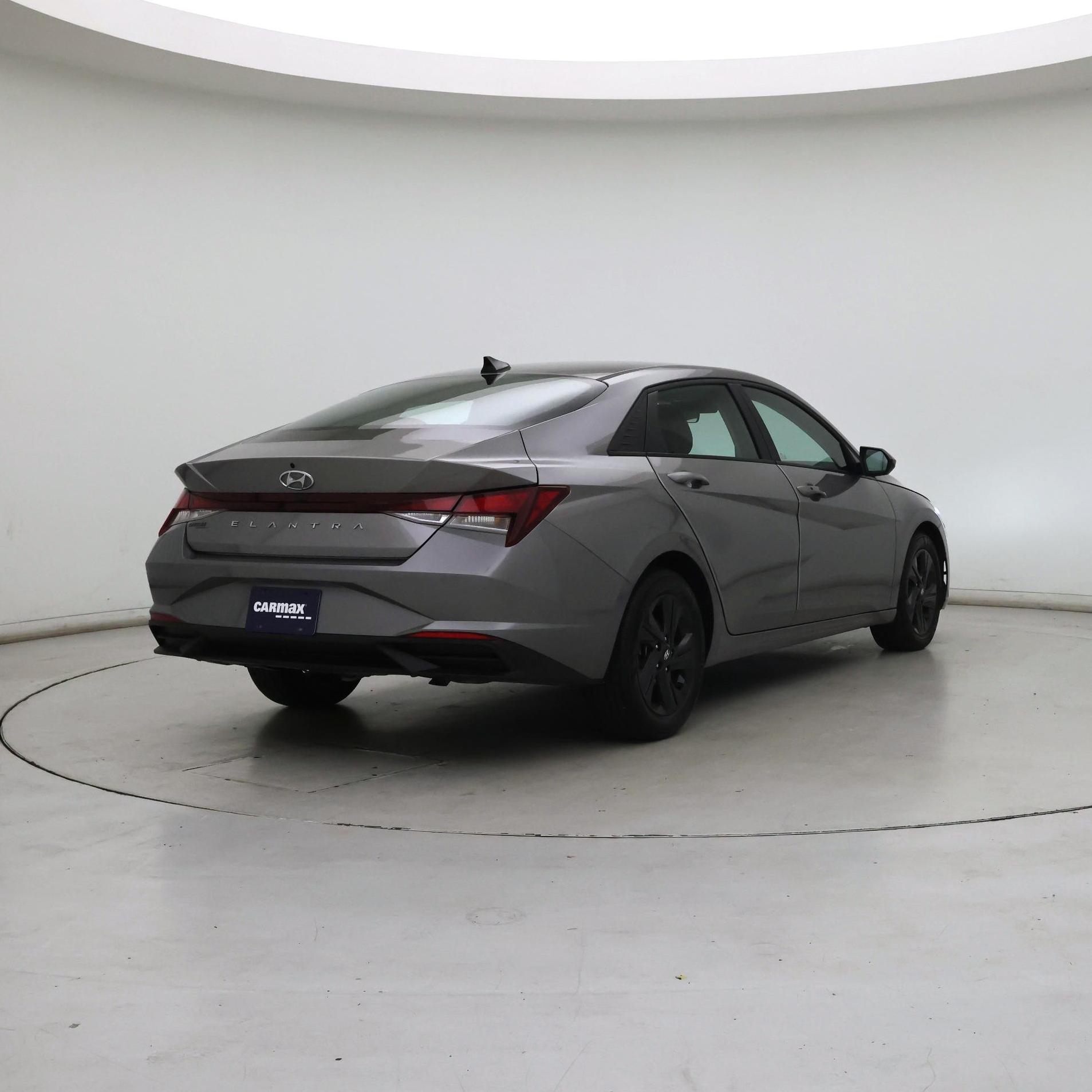 Thumbnail: 2021 Hyundai Elantra - 8