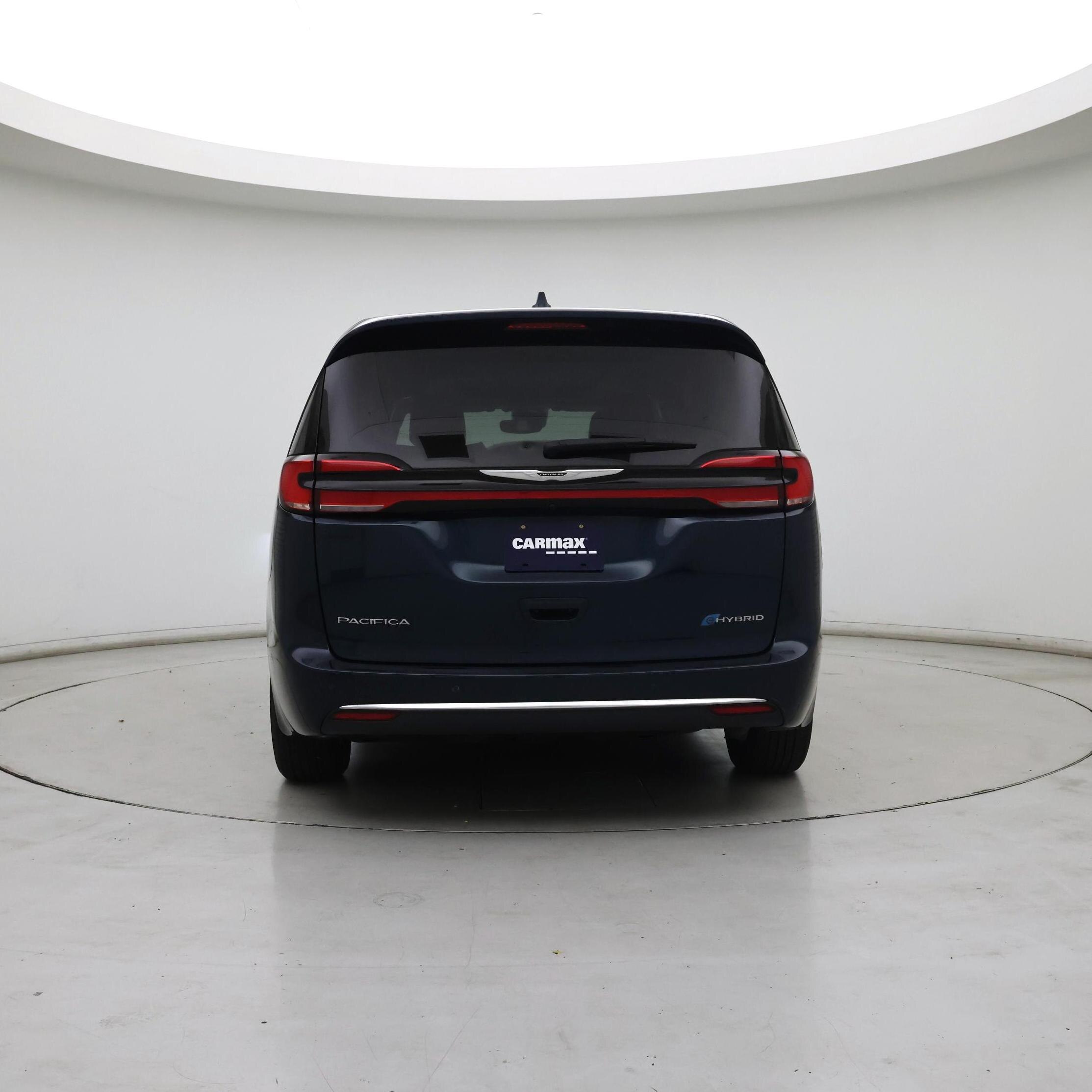 Thumbnail: 2022 Chrysler Pacifica - 6