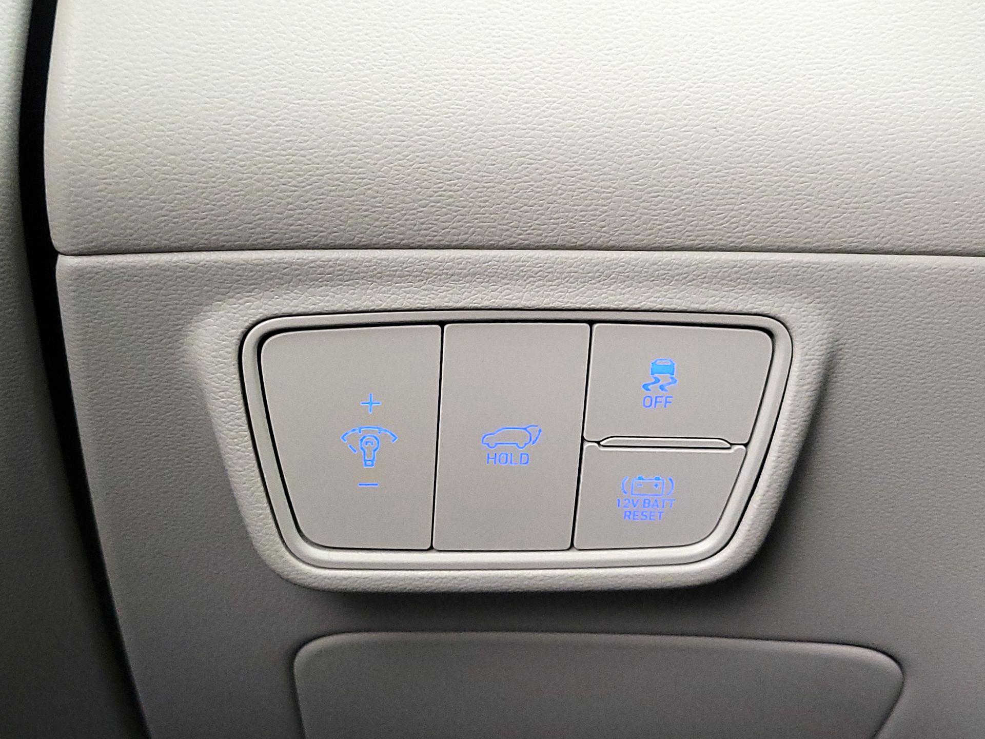 Thumbnail: 2022 Hyundai Tucson - 13