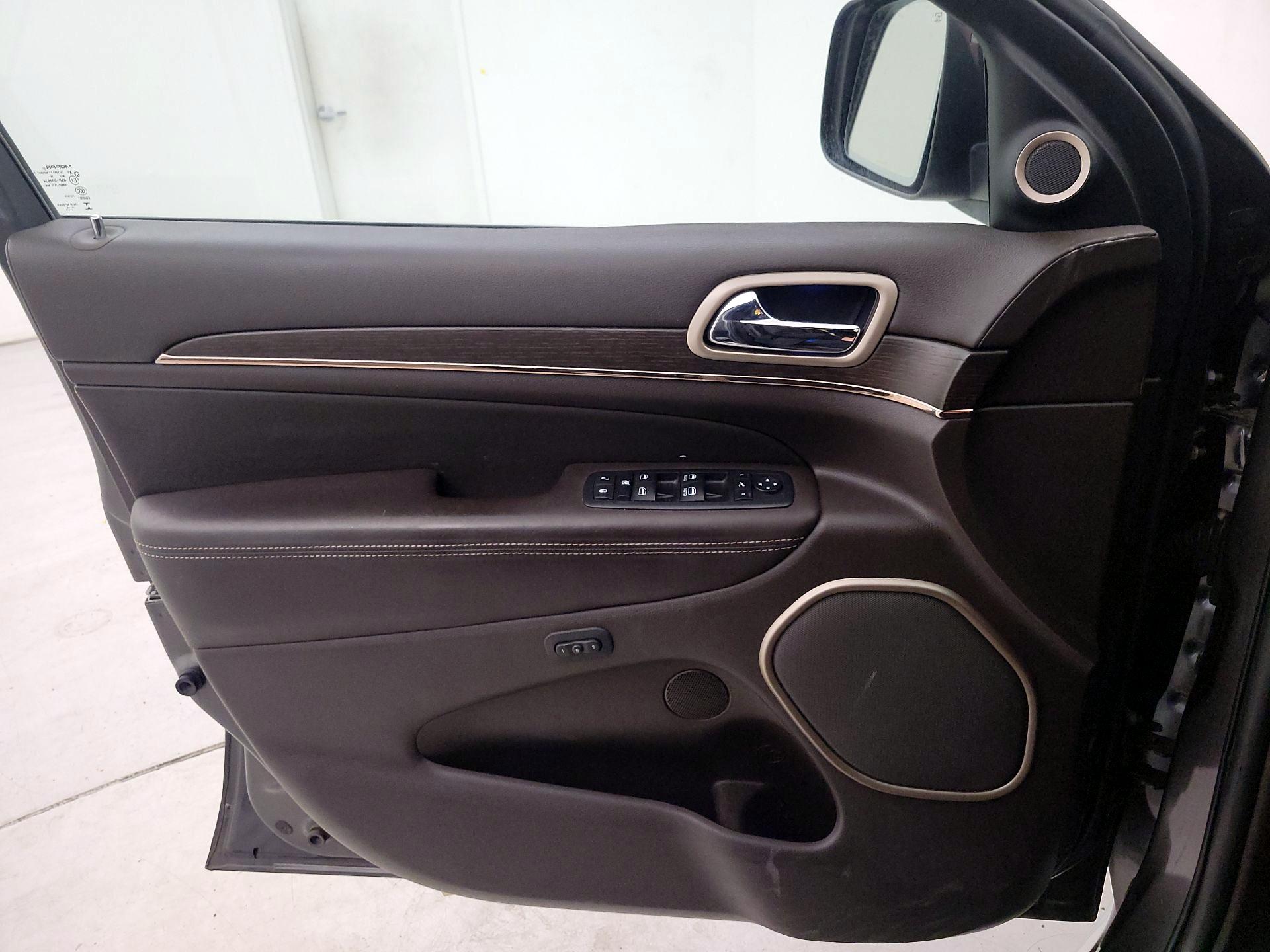 Thumbnail: 2014 Jeep Grand Cherokee - 12