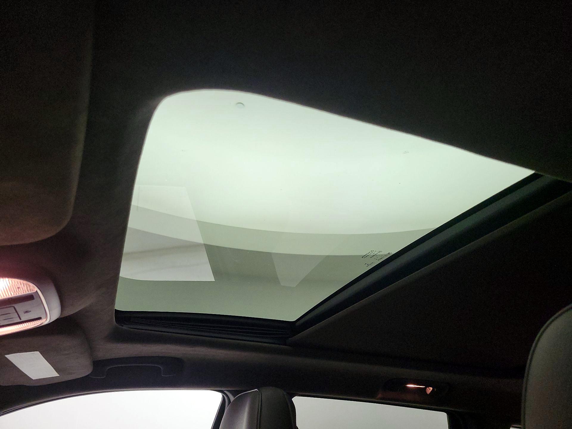 Thumbnail: 2014 Jeep Grand Cherokee - 20