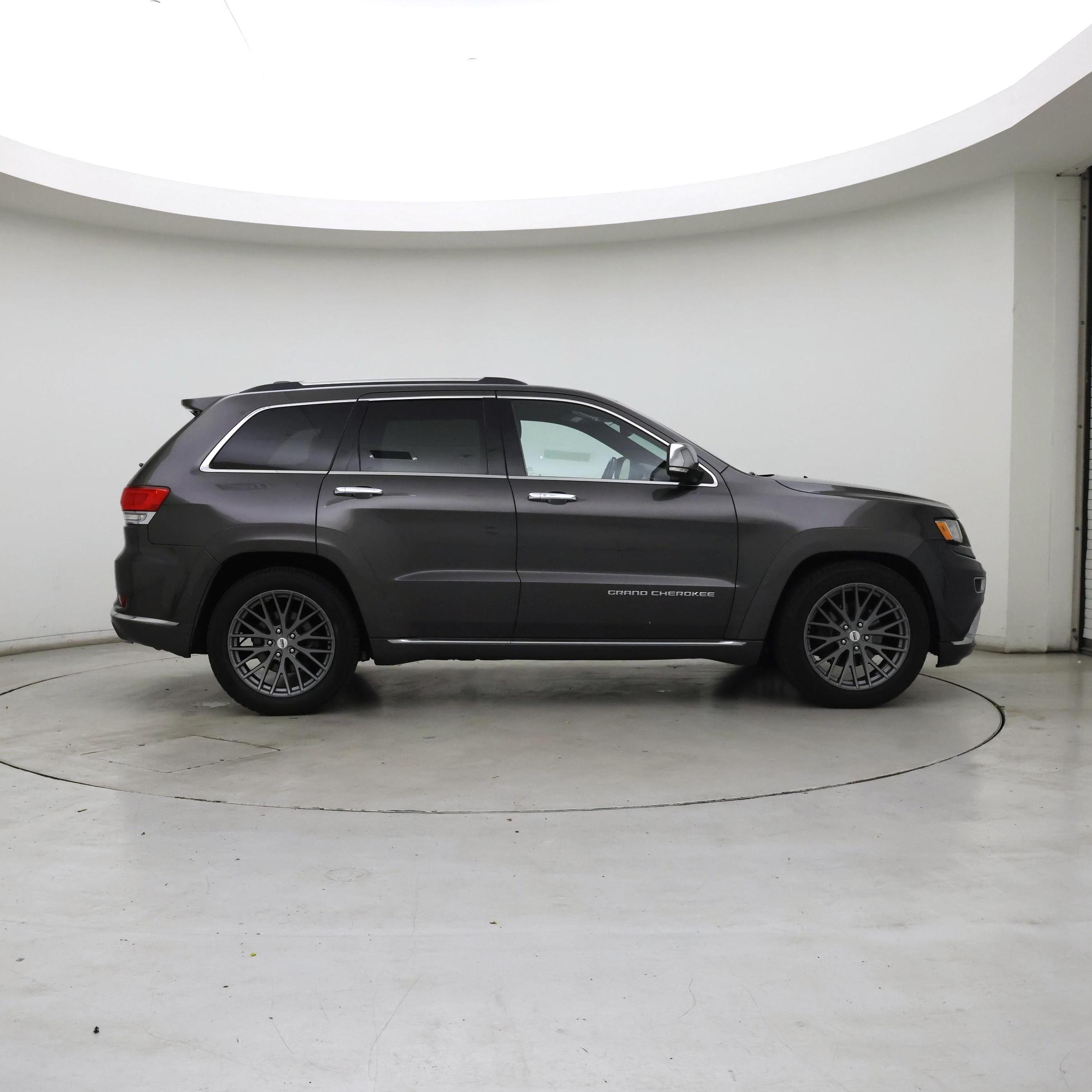 Thumbnail: 2014 Jeep Grand Cherokee - 7