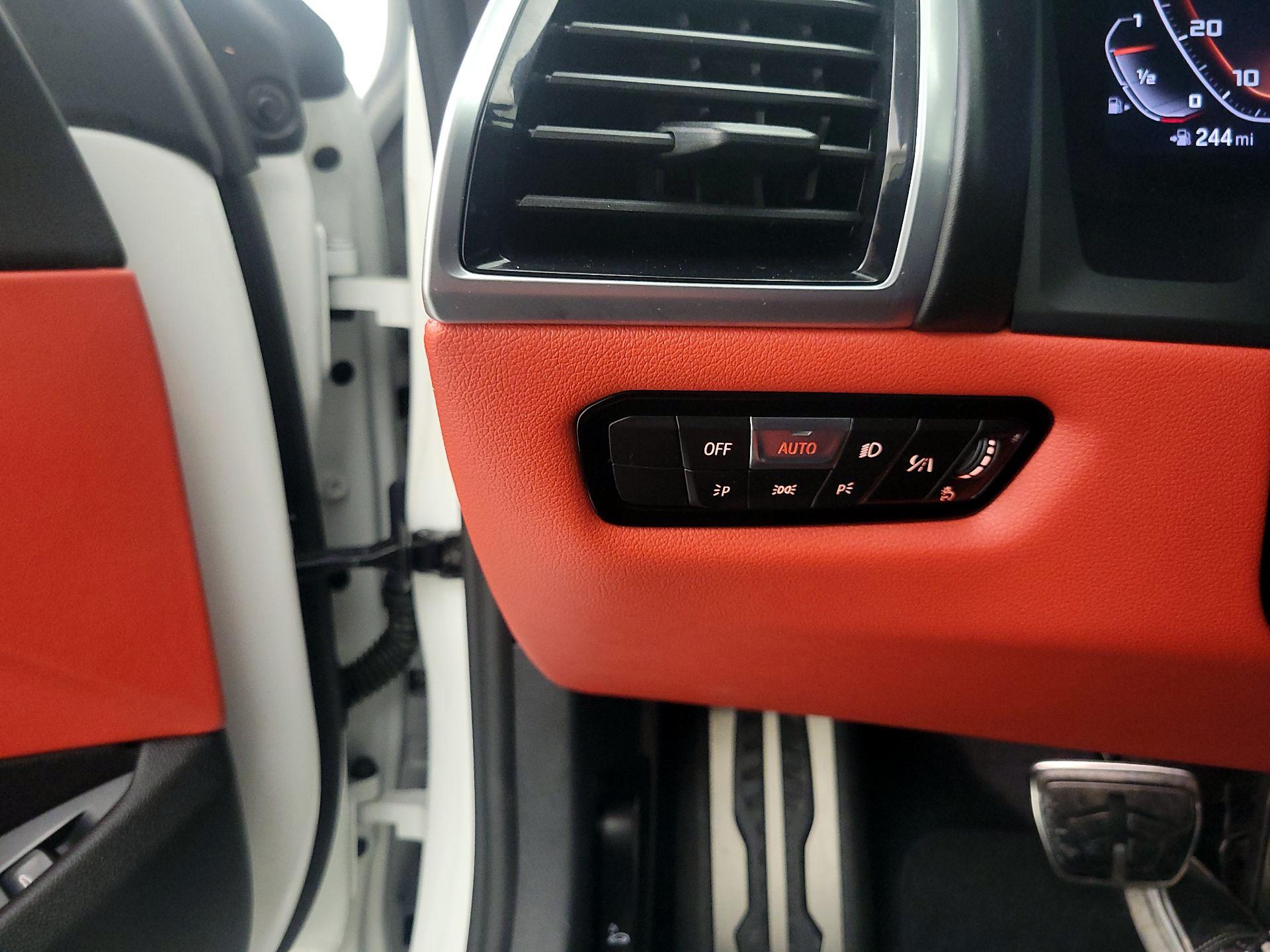 Thumbnail: 2019 BMW 8 Series - 13