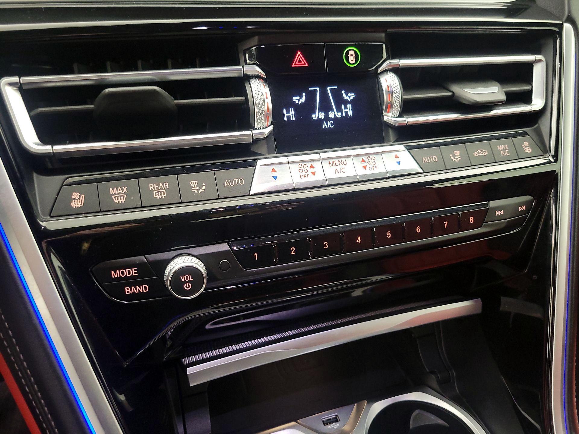 Thumbnail: 2019 BMW 8 Series - 16