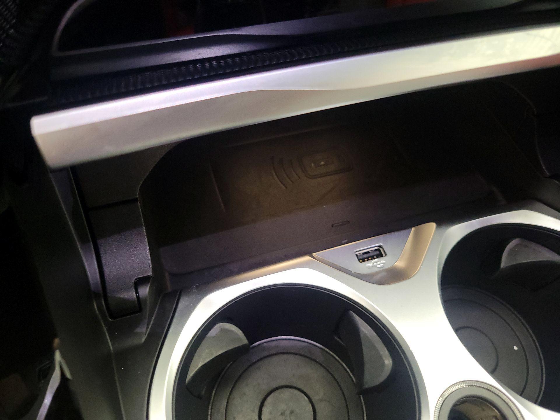 Thumbnail: 2019 BMW 8 Series - 18