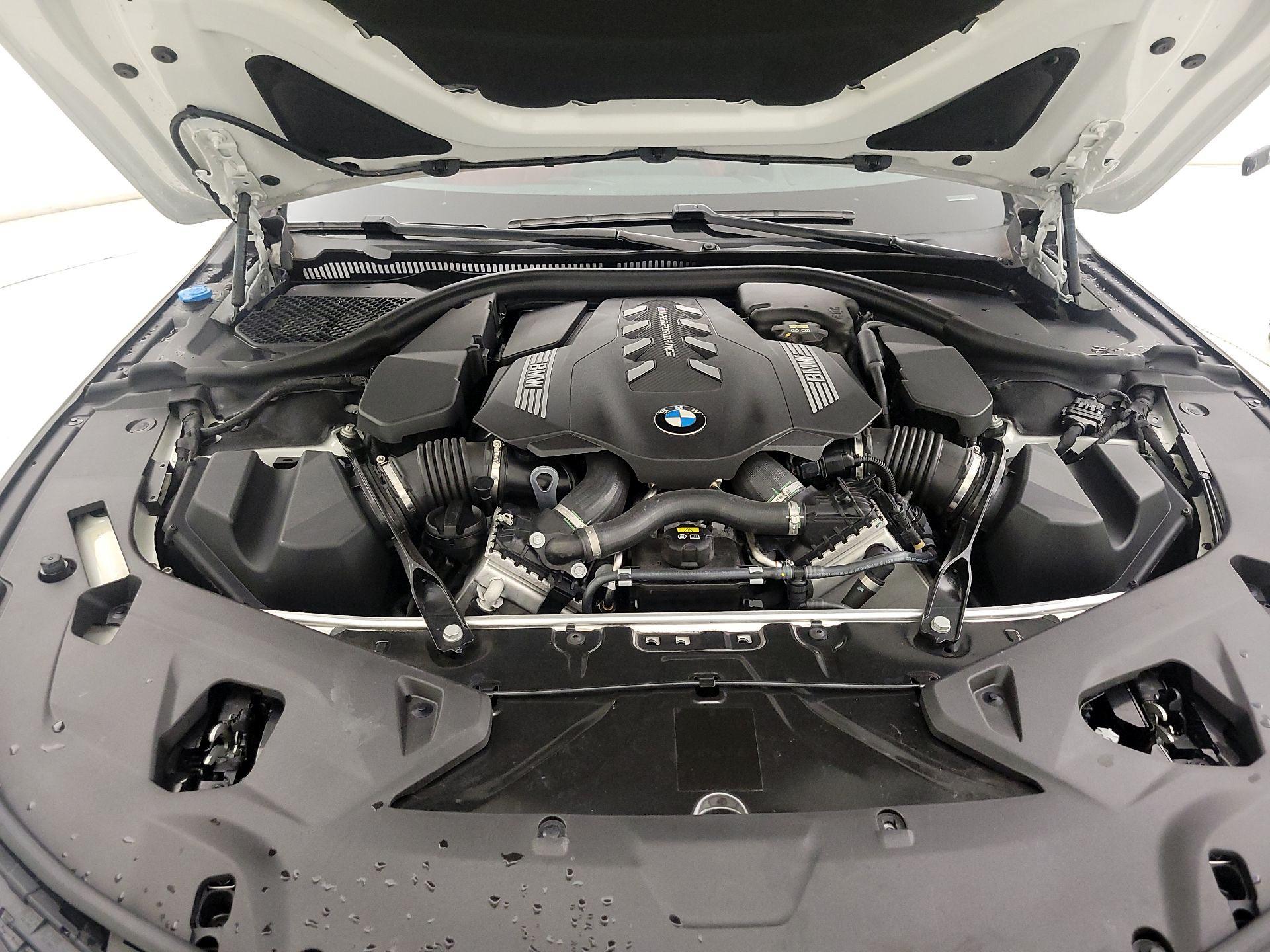 Thumbnail: 2019 BMW 8 Series - 20