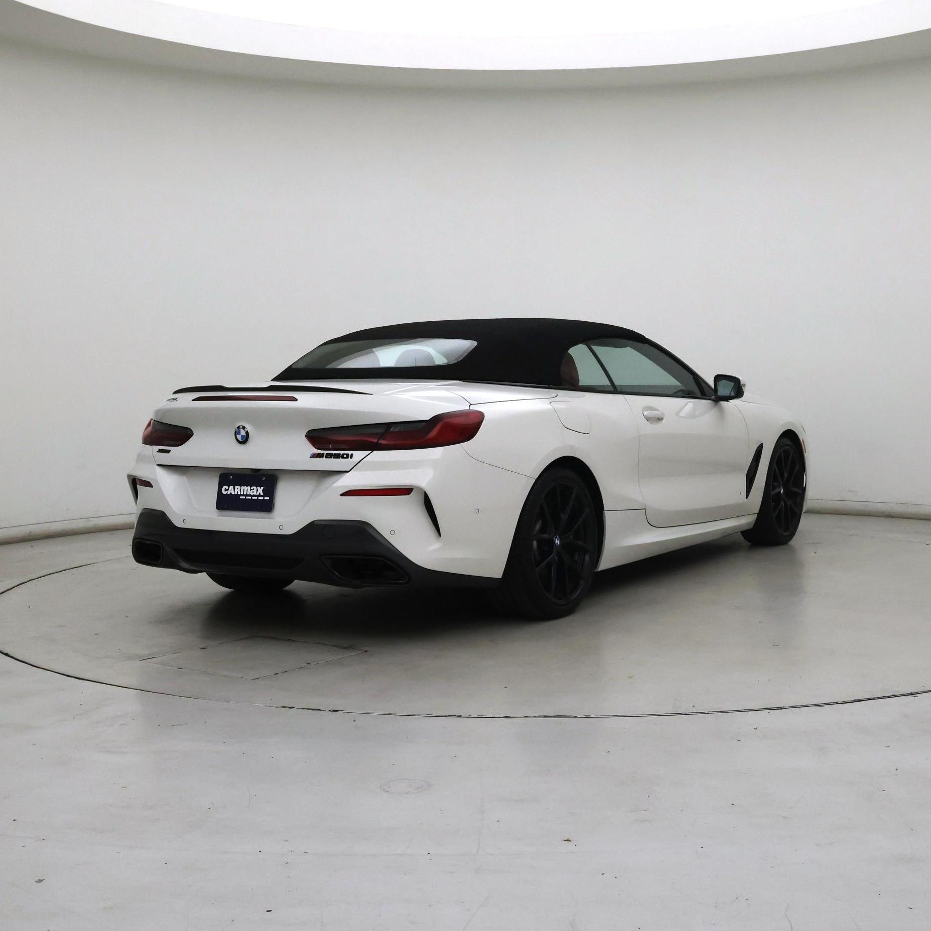 Thumbnail: 2019 BMW 8 Series - 8