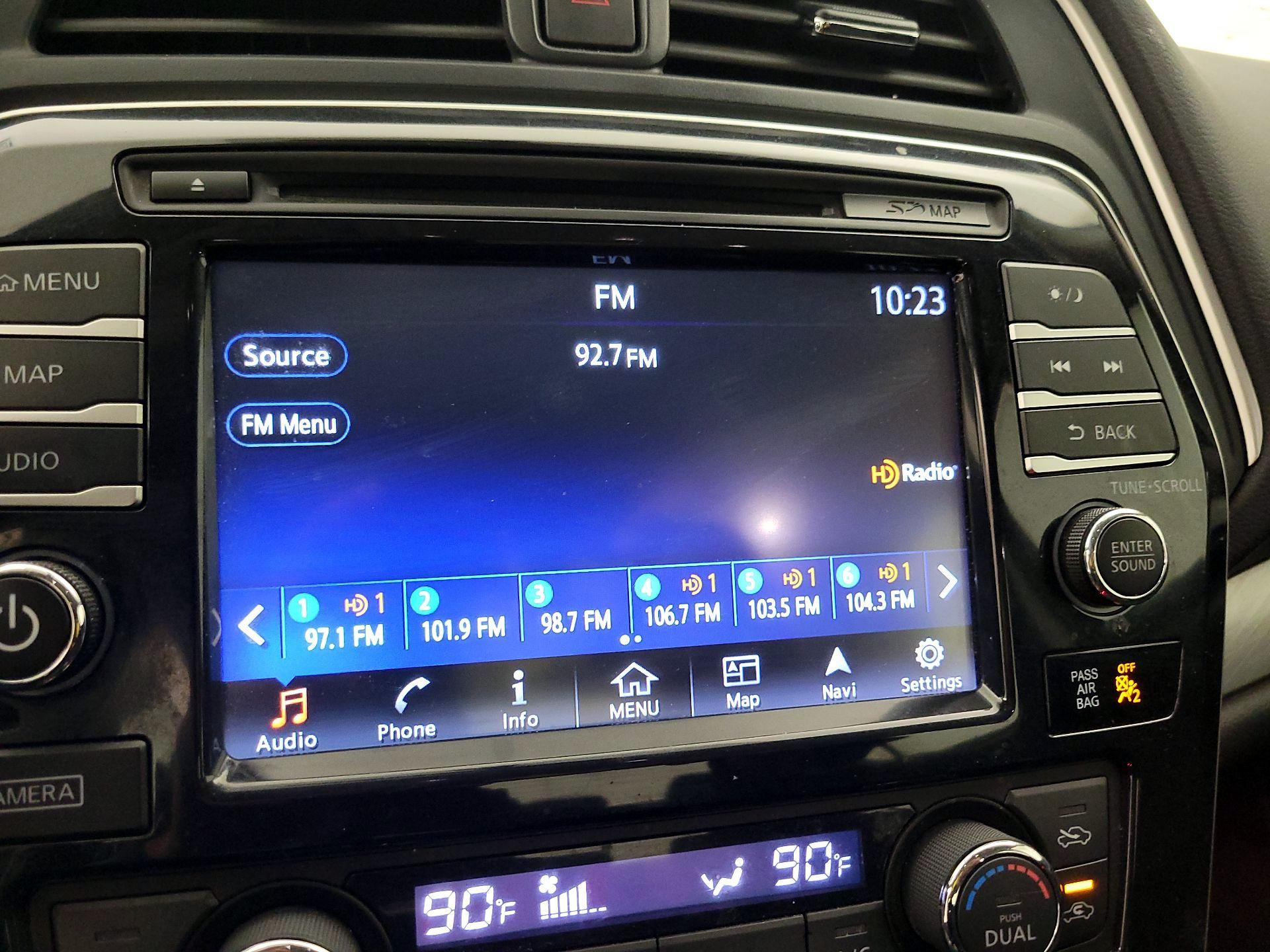 Thumbnail: 2016 Nissan Maxima - 16