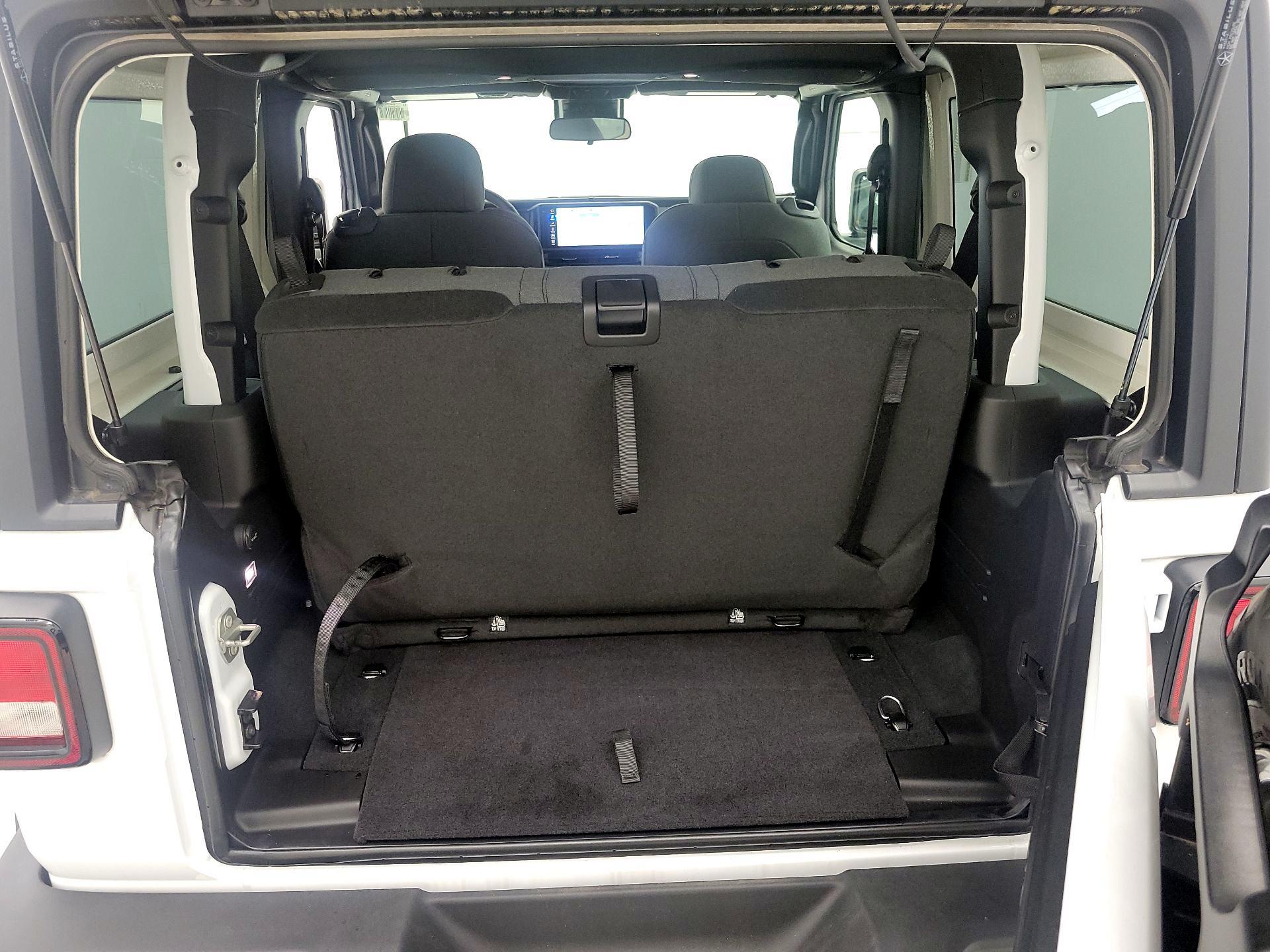 Thumbnail: 2024 Jeep Wrangler - 19