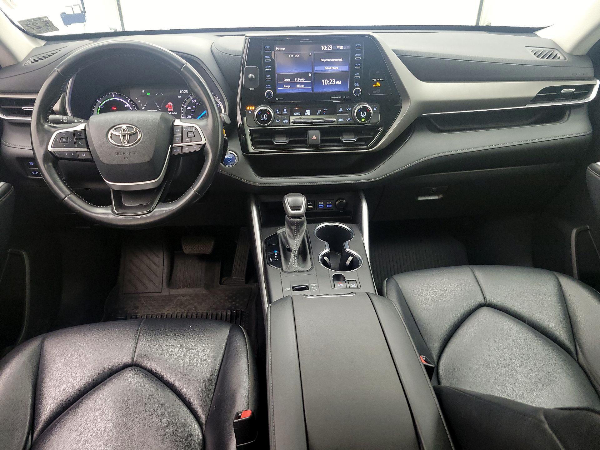 Thumbnail: 2022 Toyota Highlander - 9