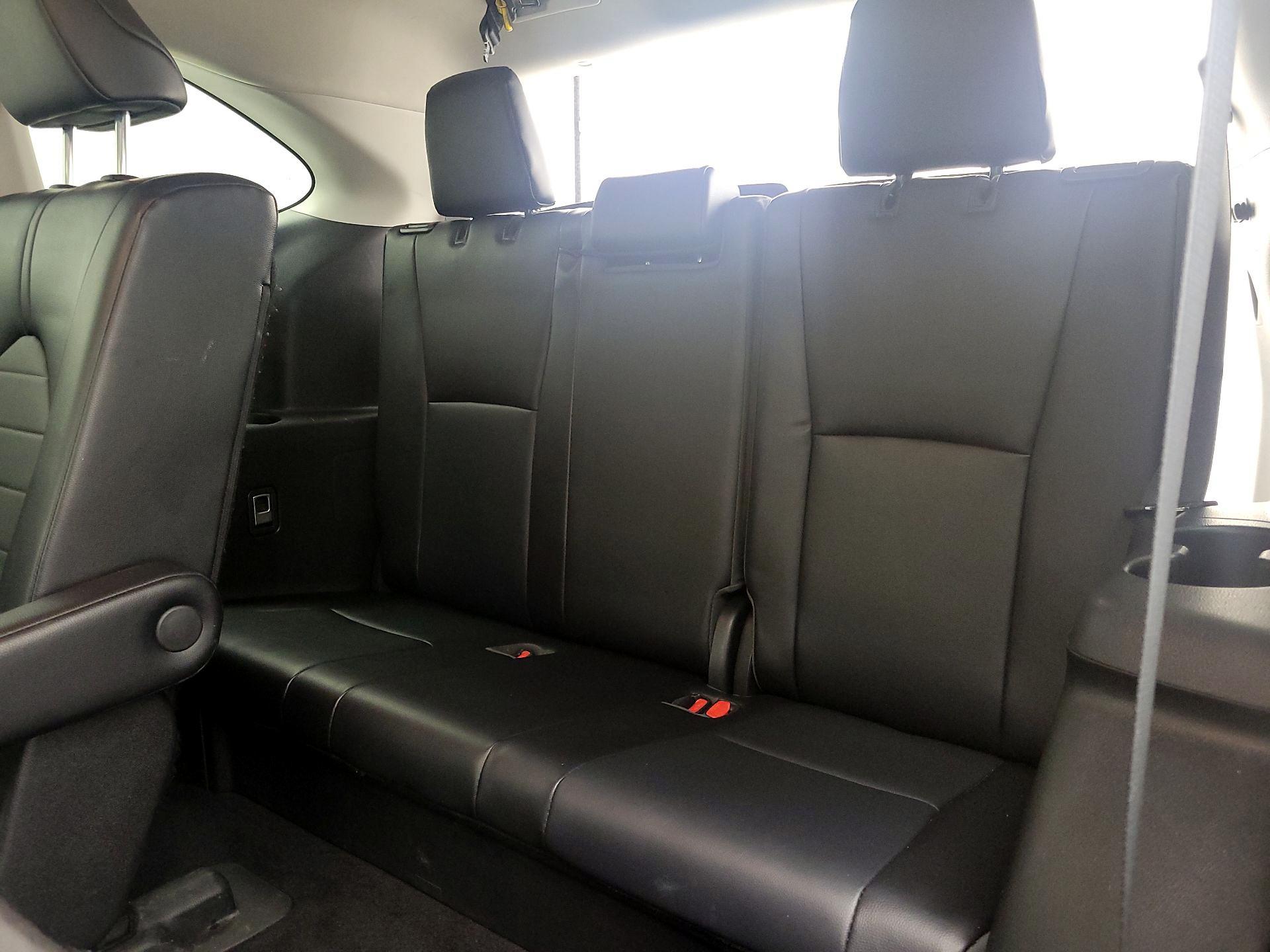 Thumbnail: 2022 Toyota Highlander - 20