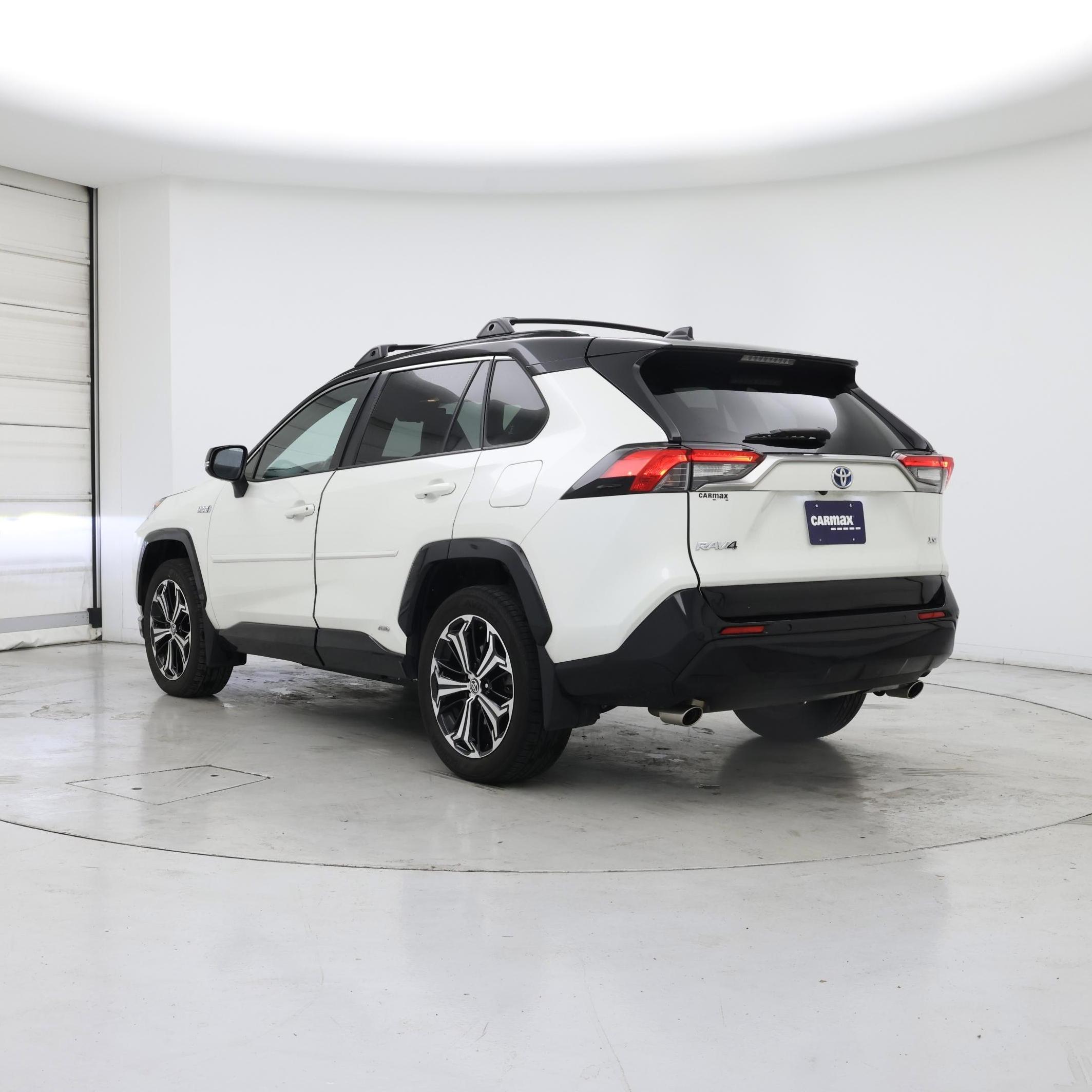 Thumbnail: 2021 Toyota RAV4 - 2
