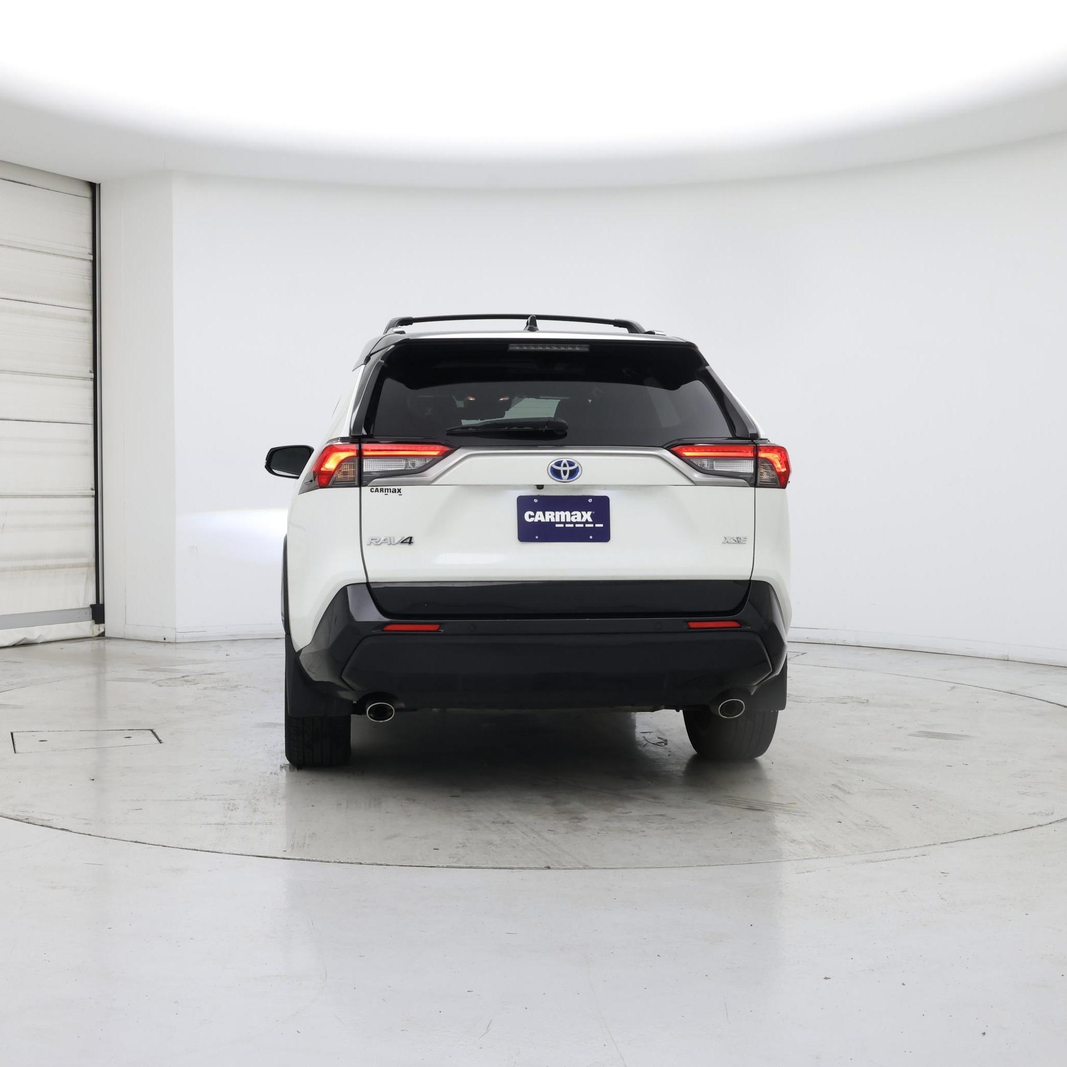 Thumbnail: 2021 Toyota RAV4 - 6