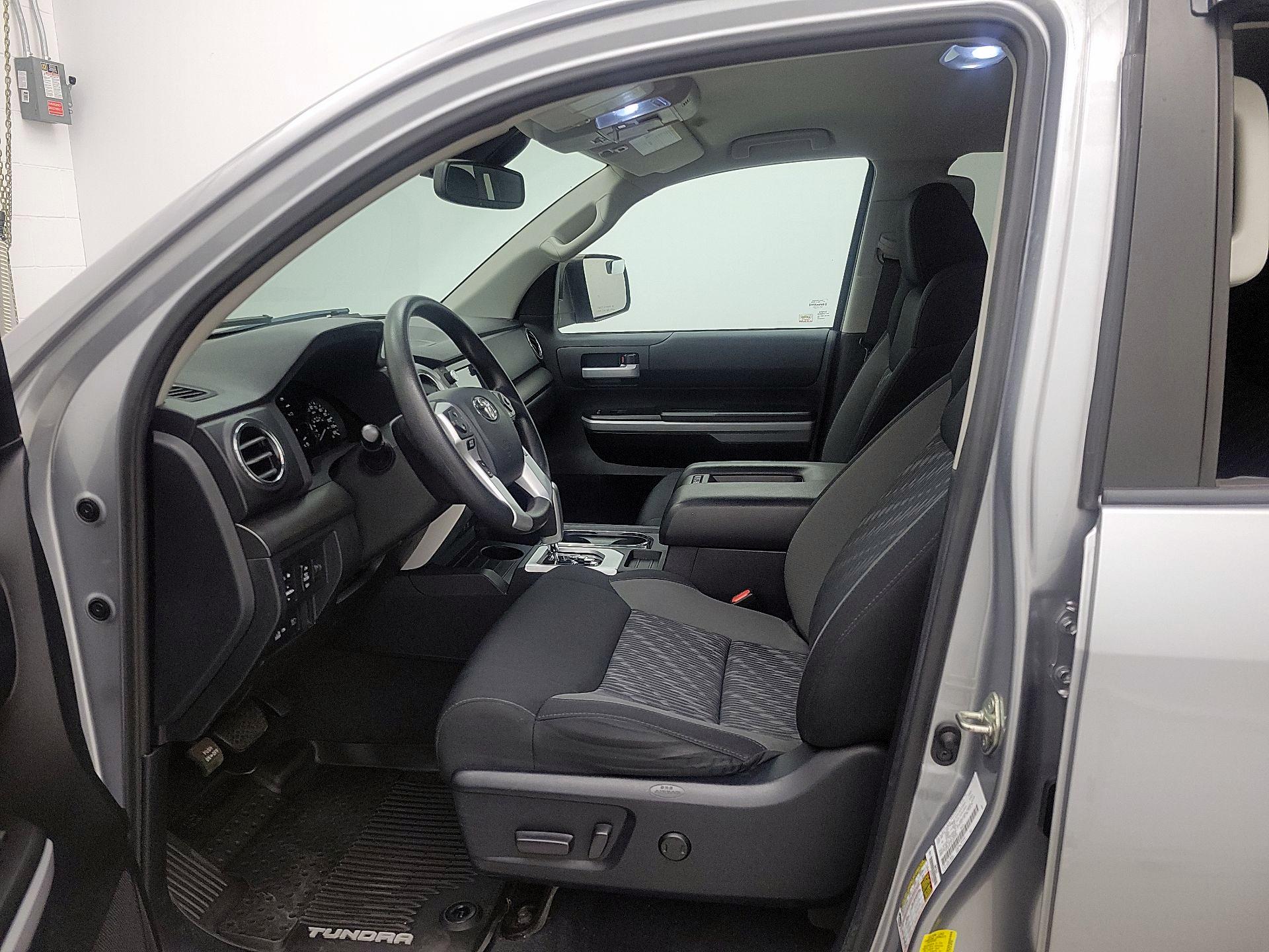 Thumbnail: 2020 Toyota Tundra - 19