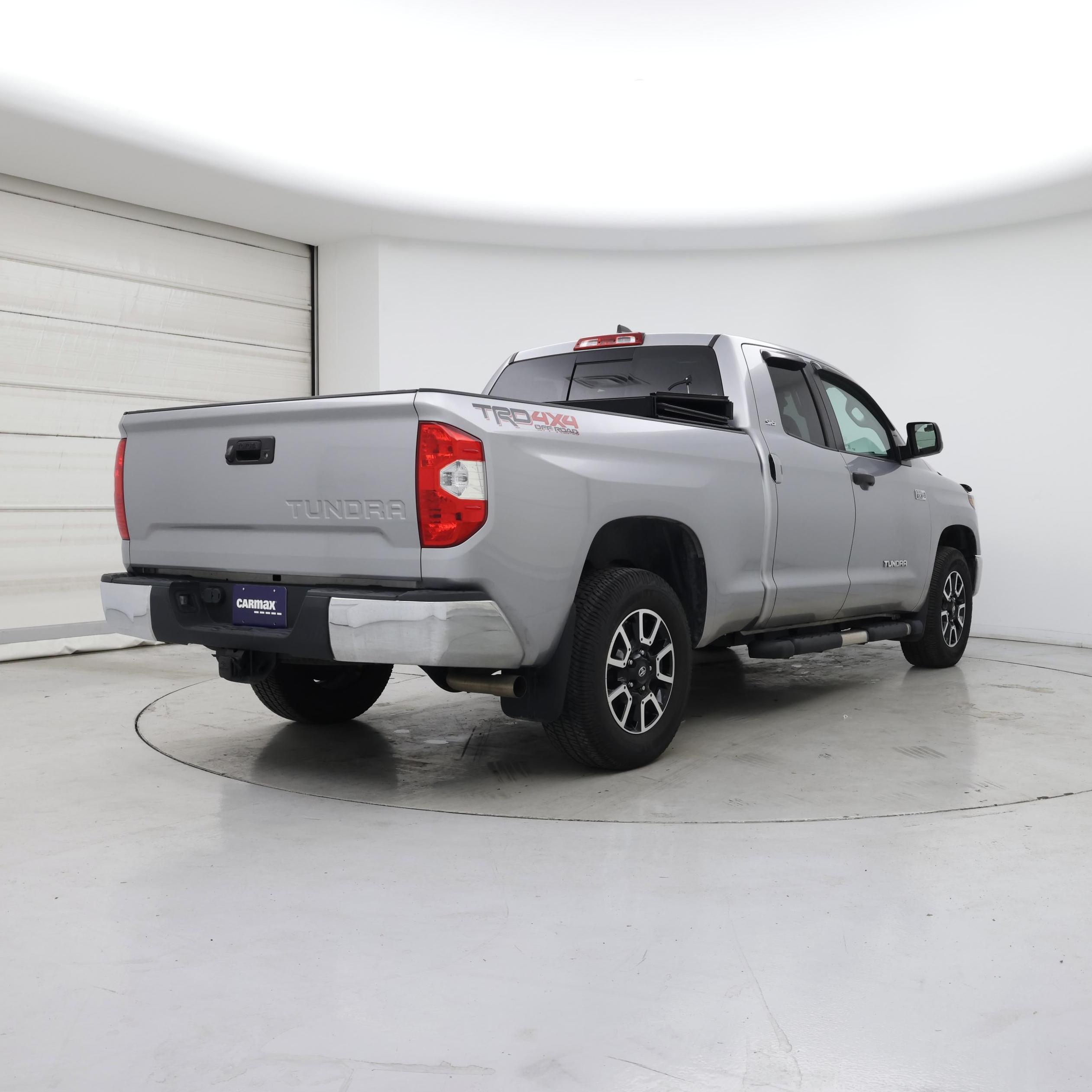 Thumbnail: 2020 Toyota Tundra - 8