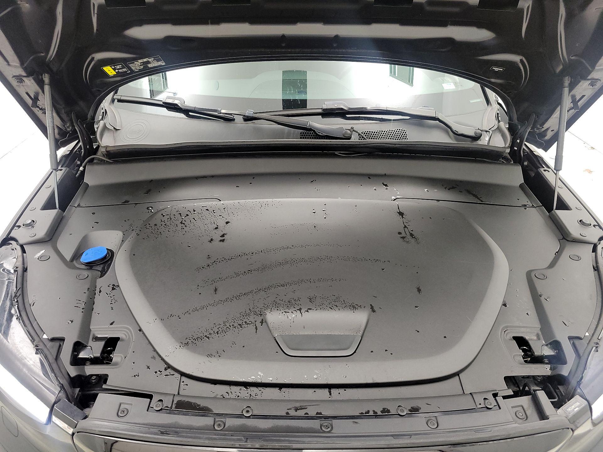 Thumbnail: 2023 Volvo XC40 - 20