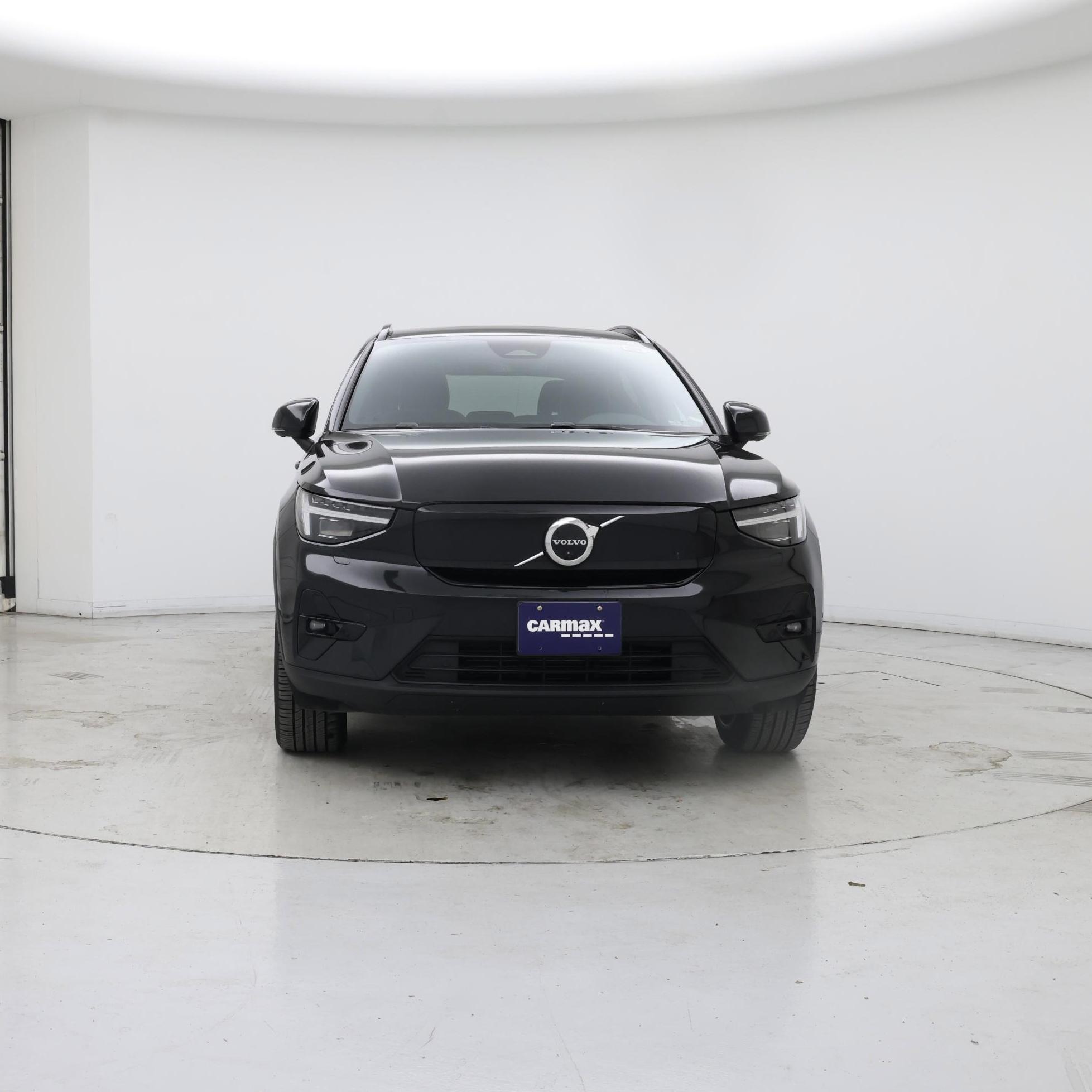 Thumbnail: 2023 Volvo XC40 - 5