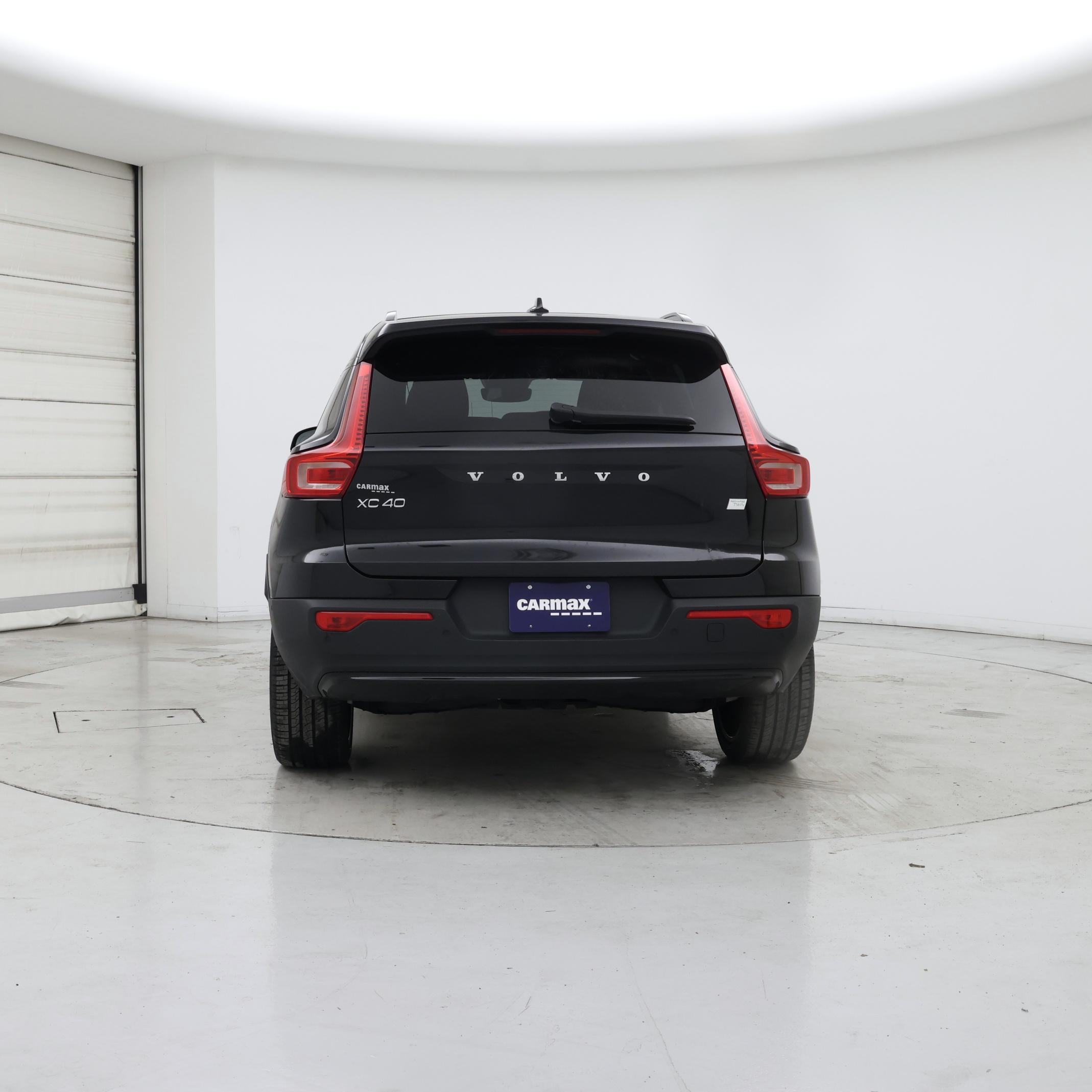 Thumbnail: 2023 Volvo XC40 - 6