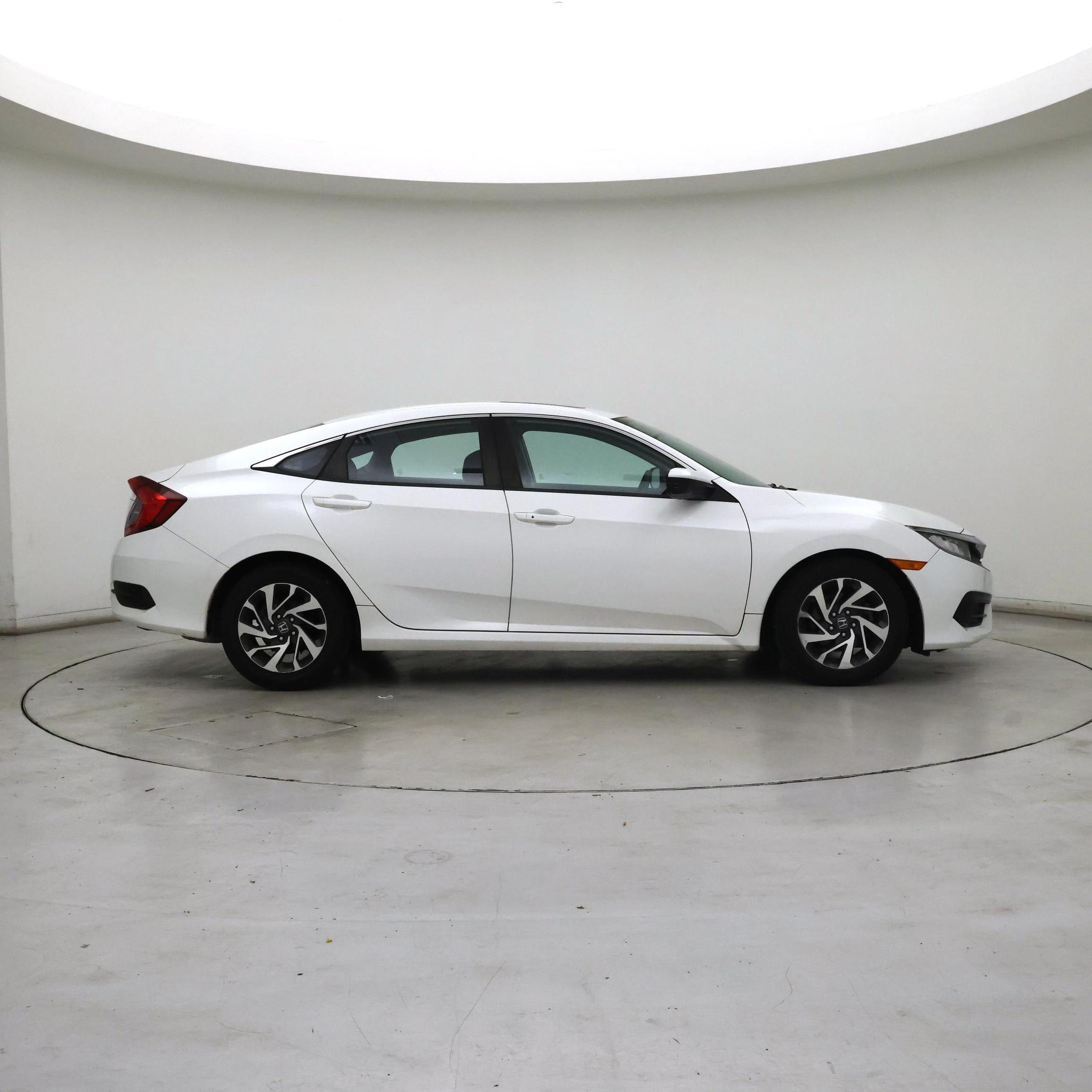 Thumbnail: 2016 Honda Civic - 7