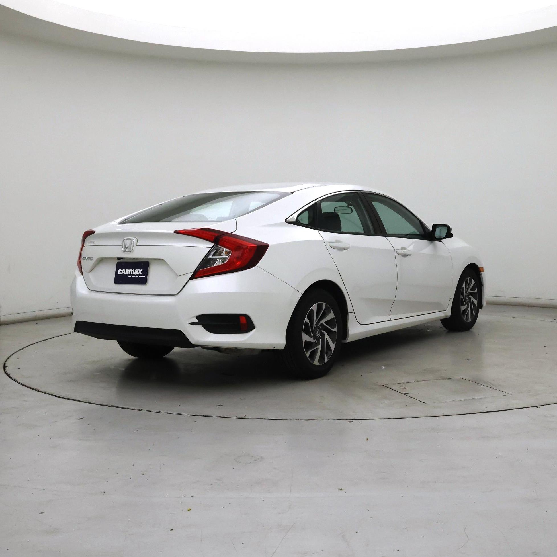 Thumbnail: 2016 Honda Civic - 8