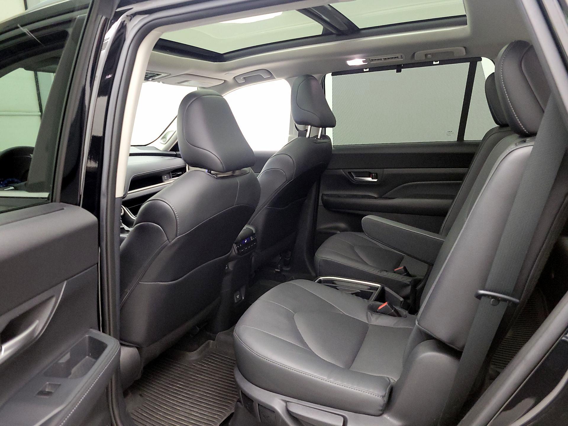 Thumbnail: 2024 Toyota Grand Highlander - 19