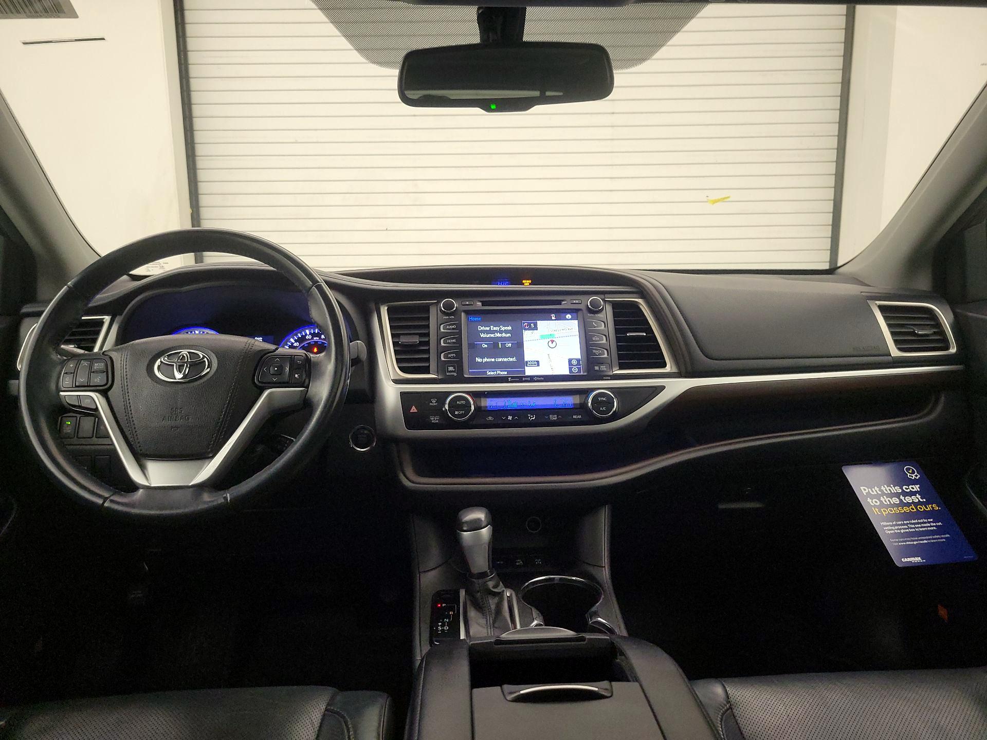 Thumbnail: 2016 Toyota Highlander - 9