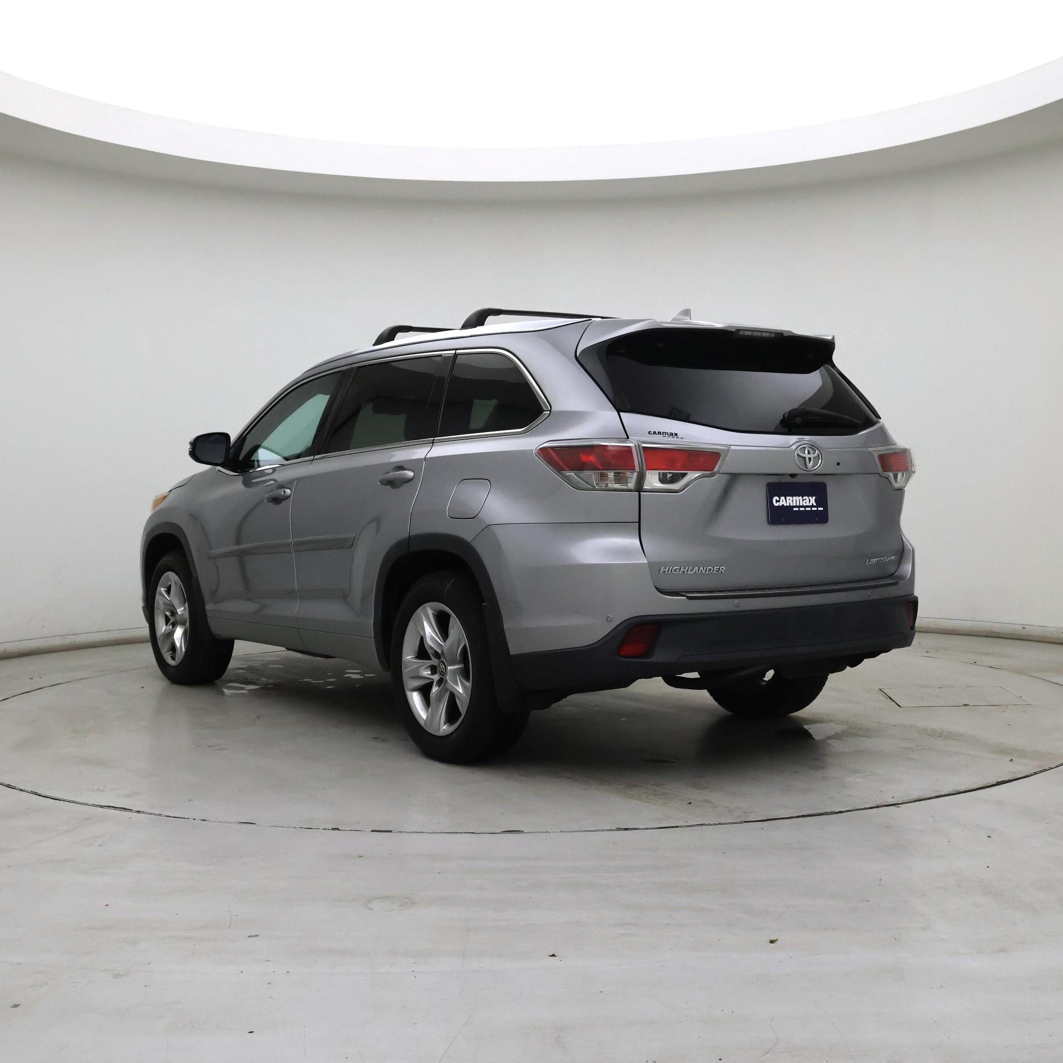 Thumbnail: 2016 Toyota Highlander - 2