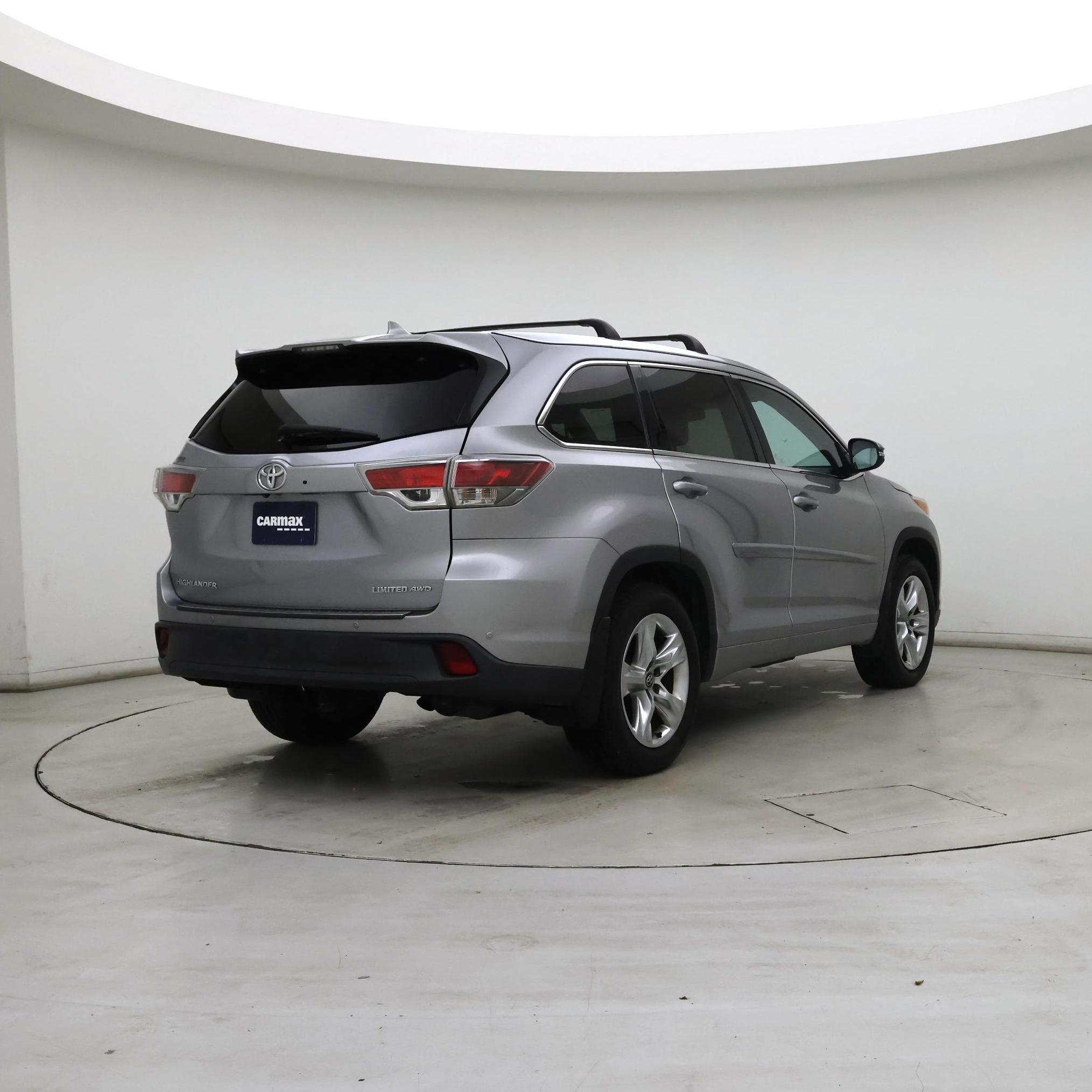 Thumbnail: 2016 Toyota Highlander - 8